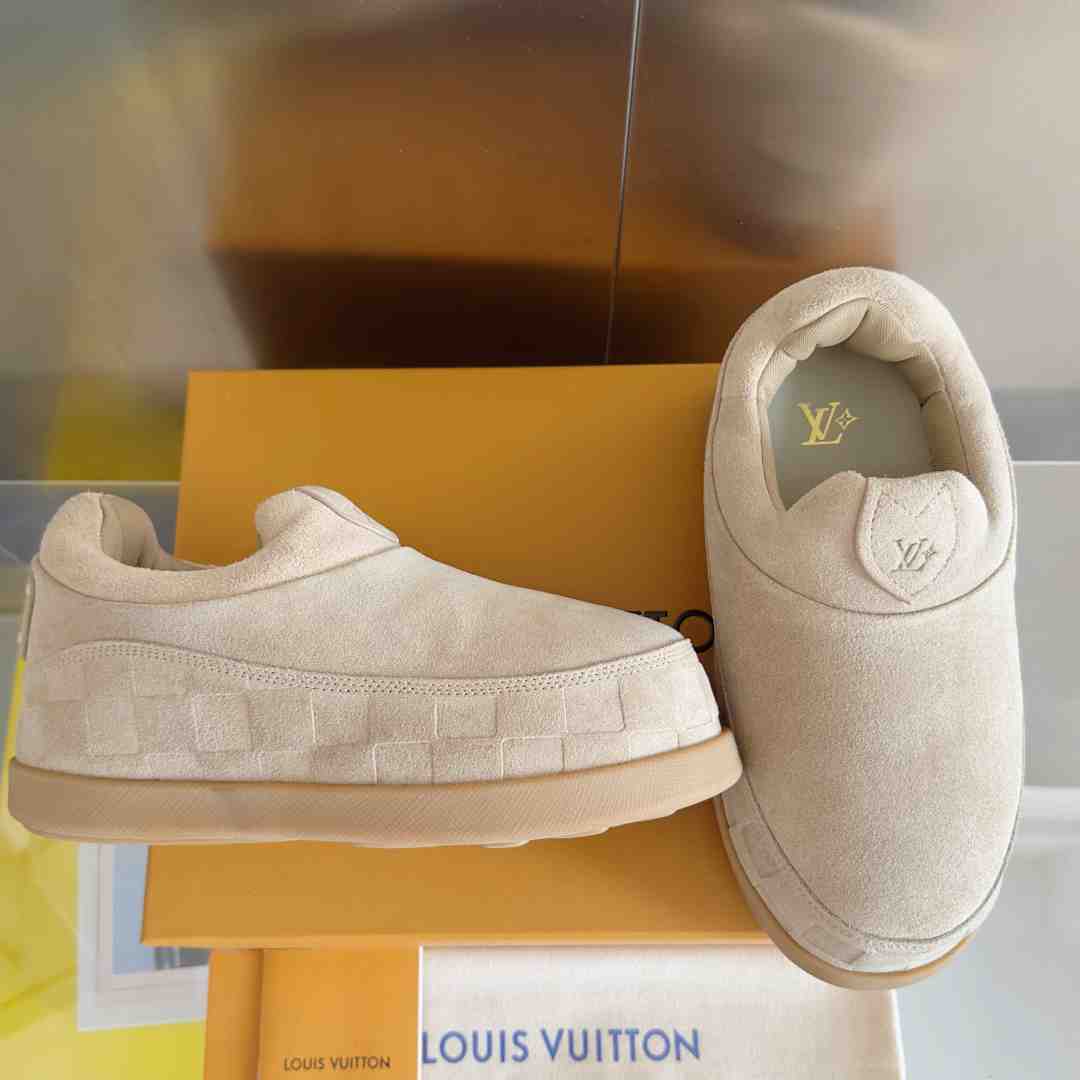 Louis Vuitton LV Yeti Slip On    - DesignerGu