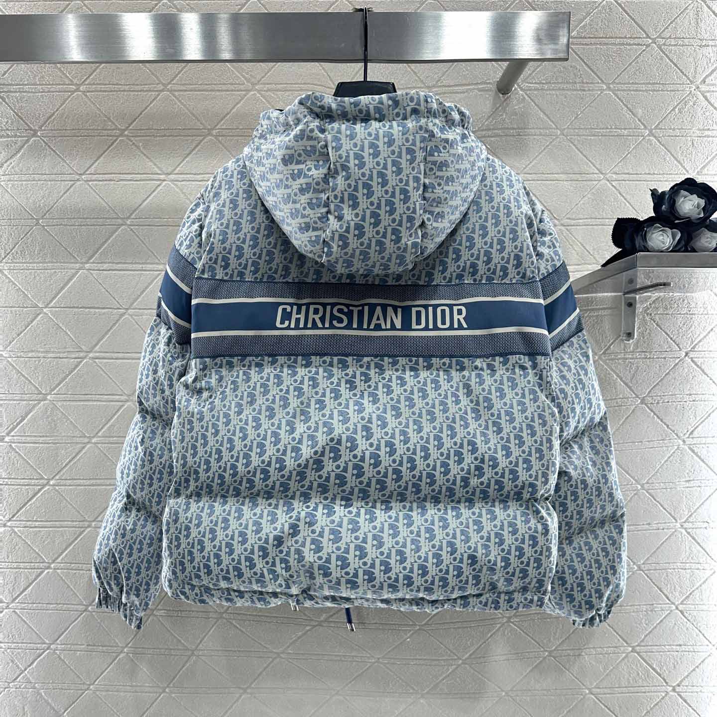 Dior DiorAlps Cropped Puffer Jacket with Hood  - DesignerGu