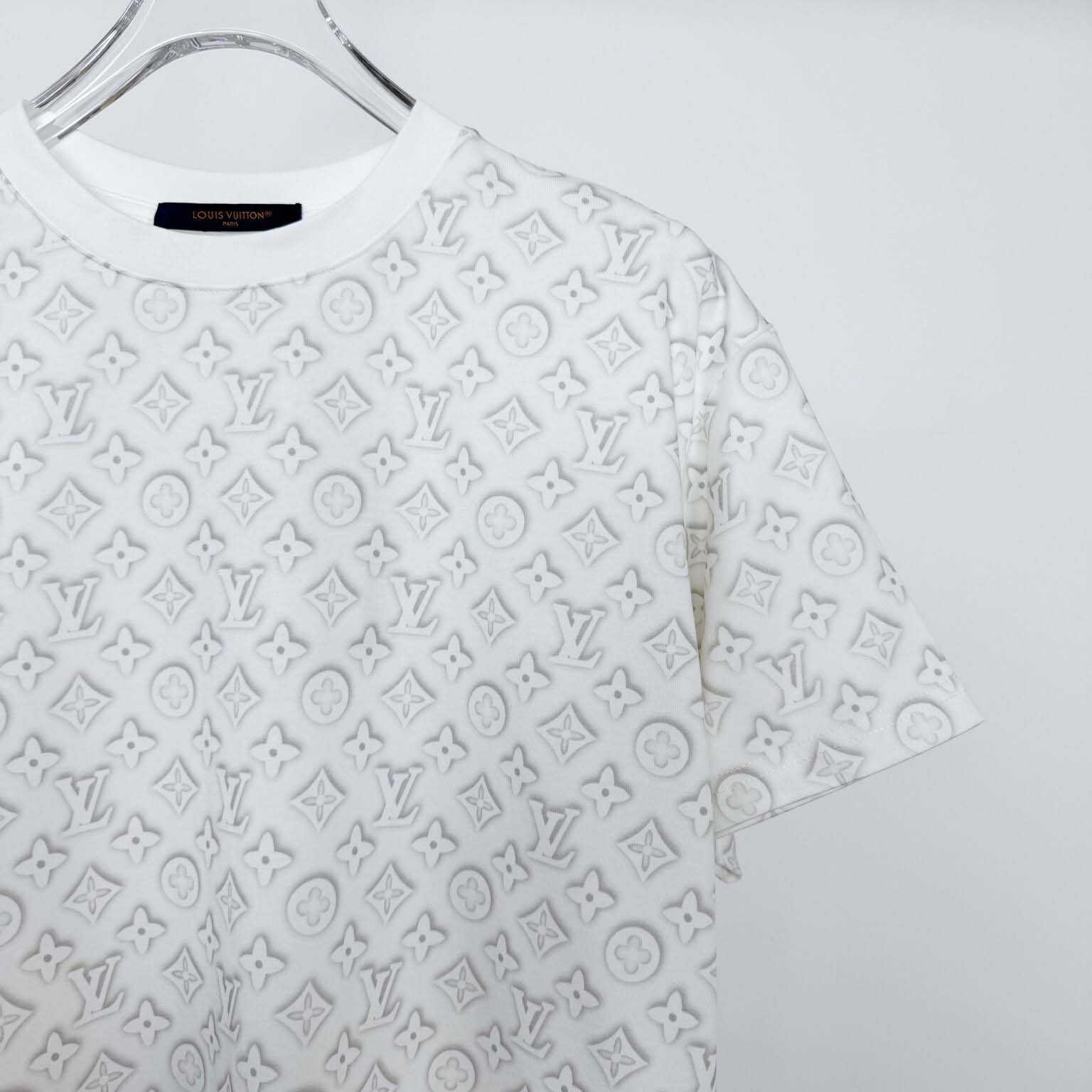 Louis Vuitton Monogram T-Shirt - DesignerGu