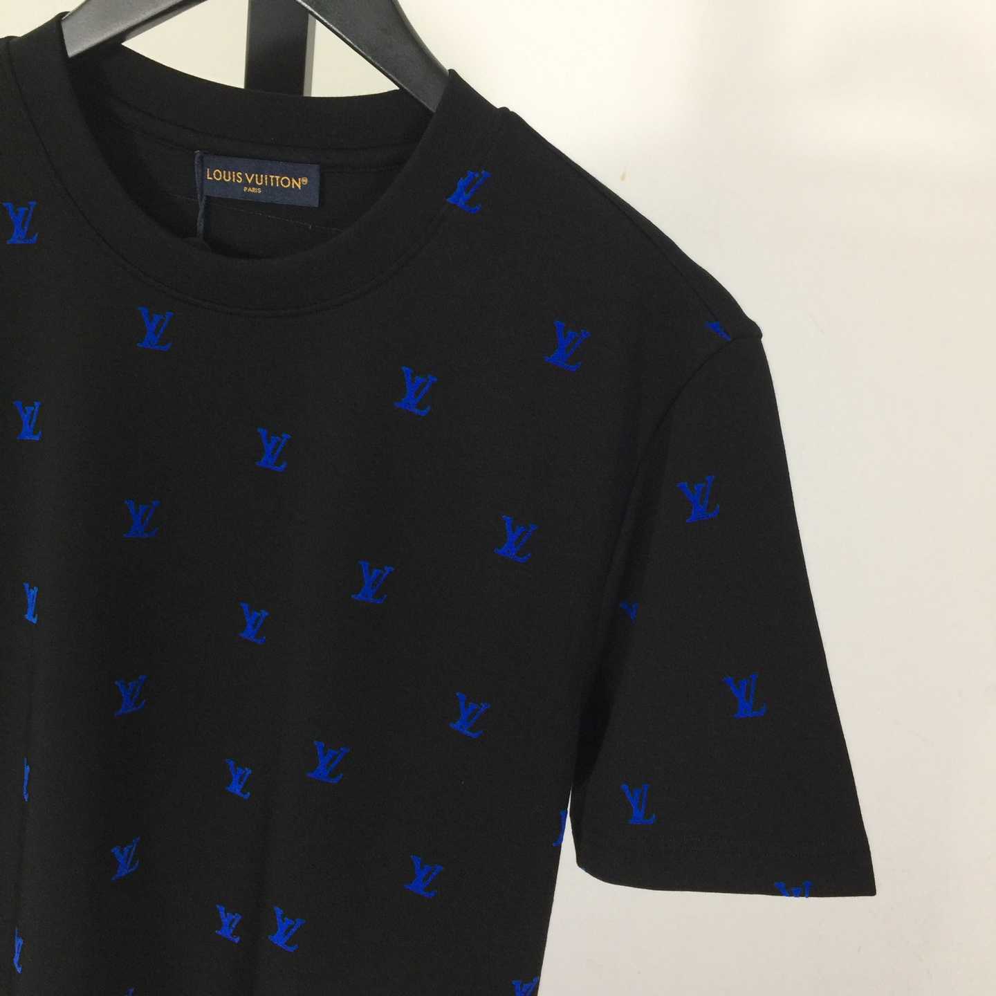 Louis Vuitton Monogram Cotton T-Shirt  - DesignerGu