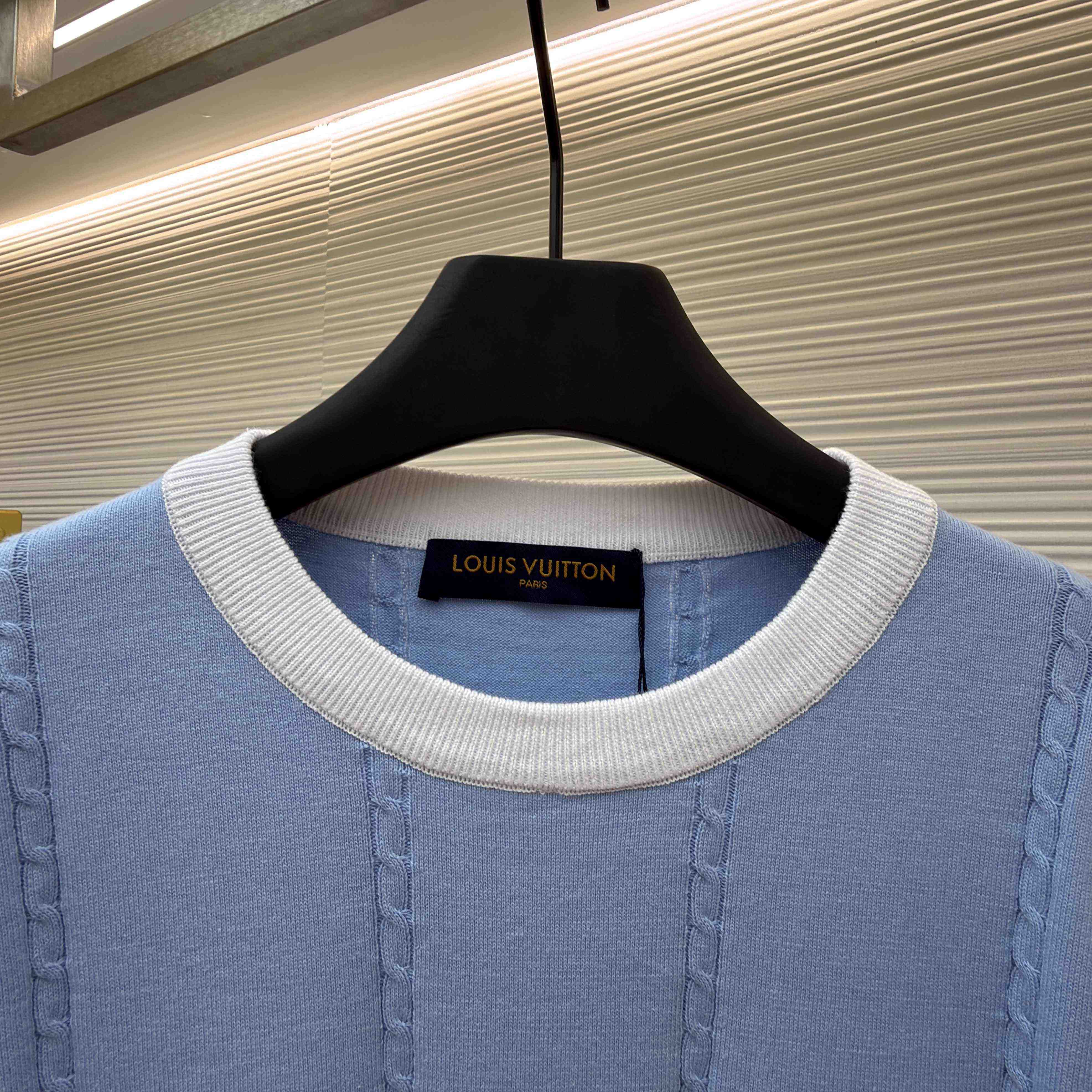 Louis Vuitton Silk-Cotton Short-Sleeved Crewneck   1AIJYL - DesignerGu