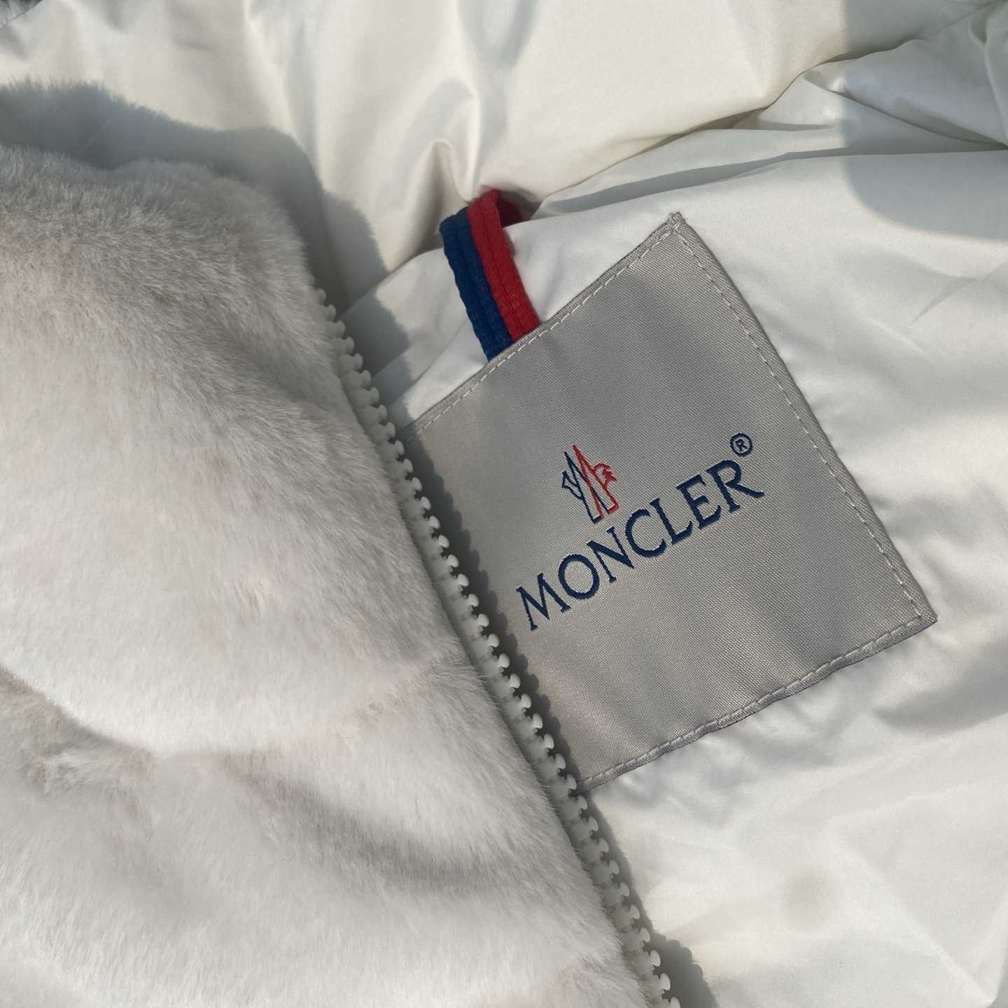 Moncler Arques Fleece-texture Gilet - DesignerGu