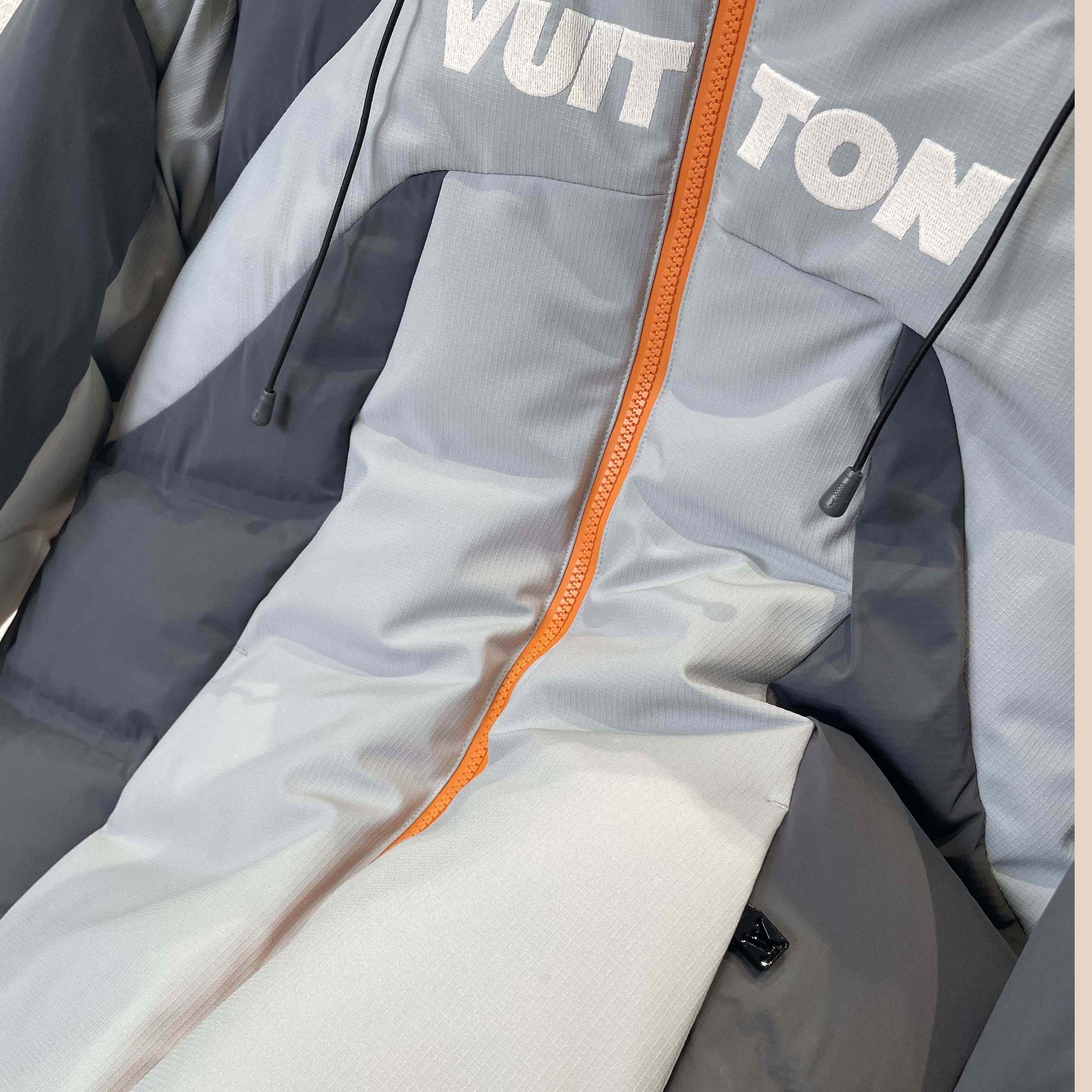 Louis Vuitton Technical Down Ski Jacket  1AGIQ4 - DesignerGu