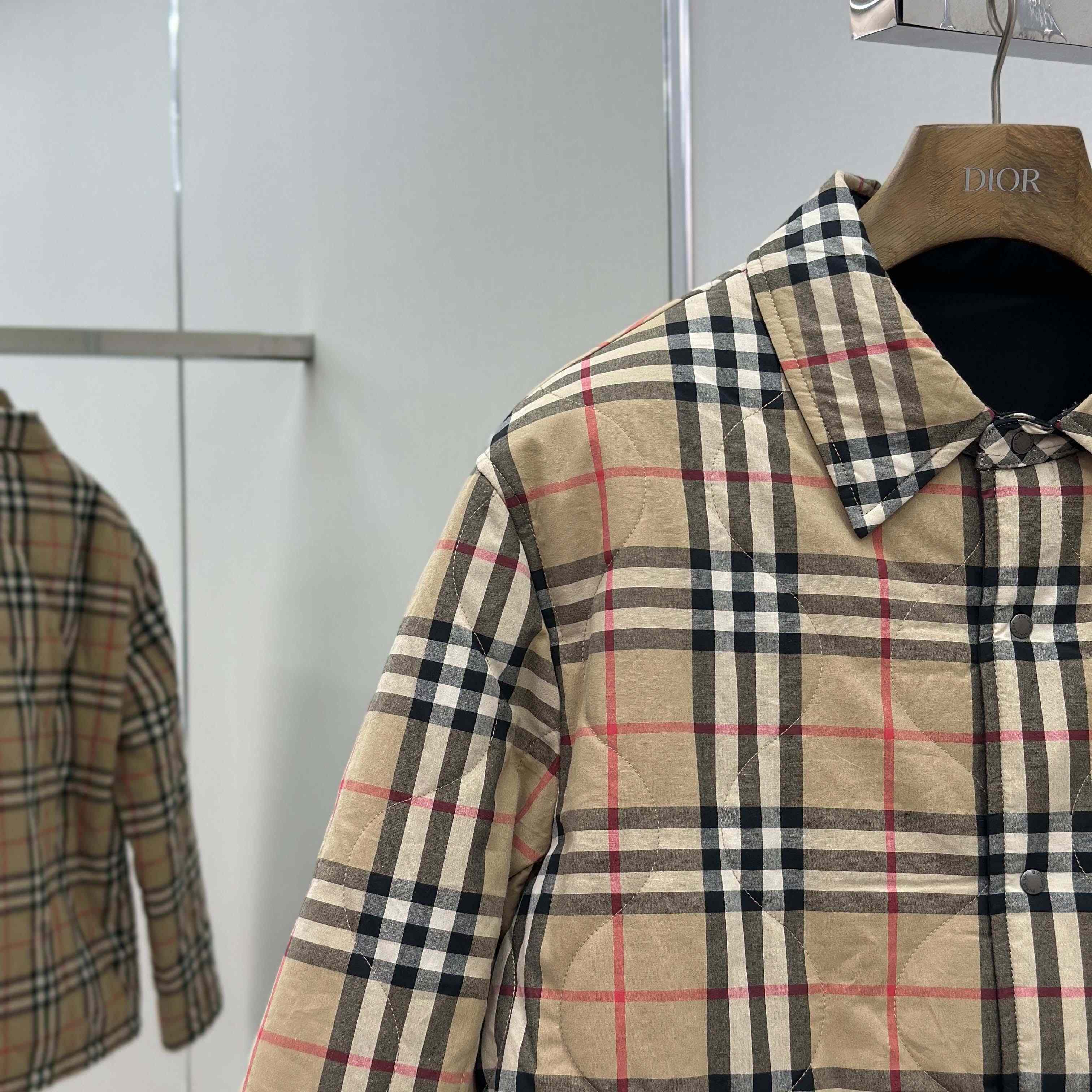 Burberry Reversible Vintage Check Jacket - DesignerGu