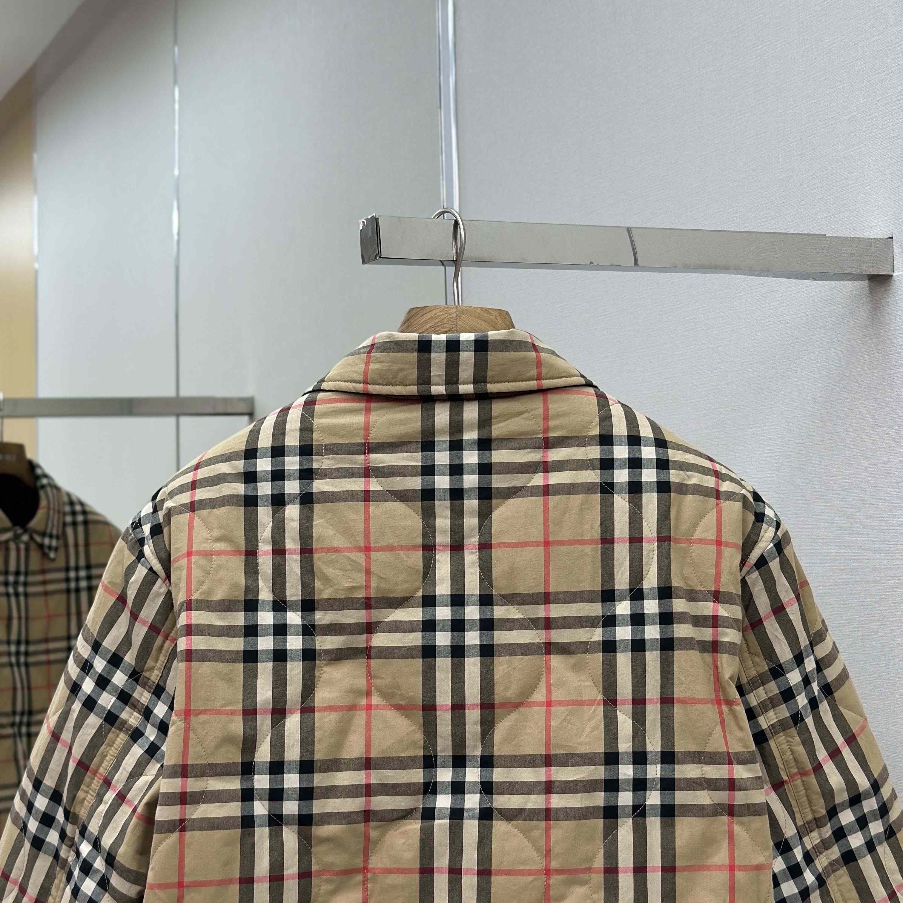 Burberry Reversible Vintage Check Jacket - DesignerGu