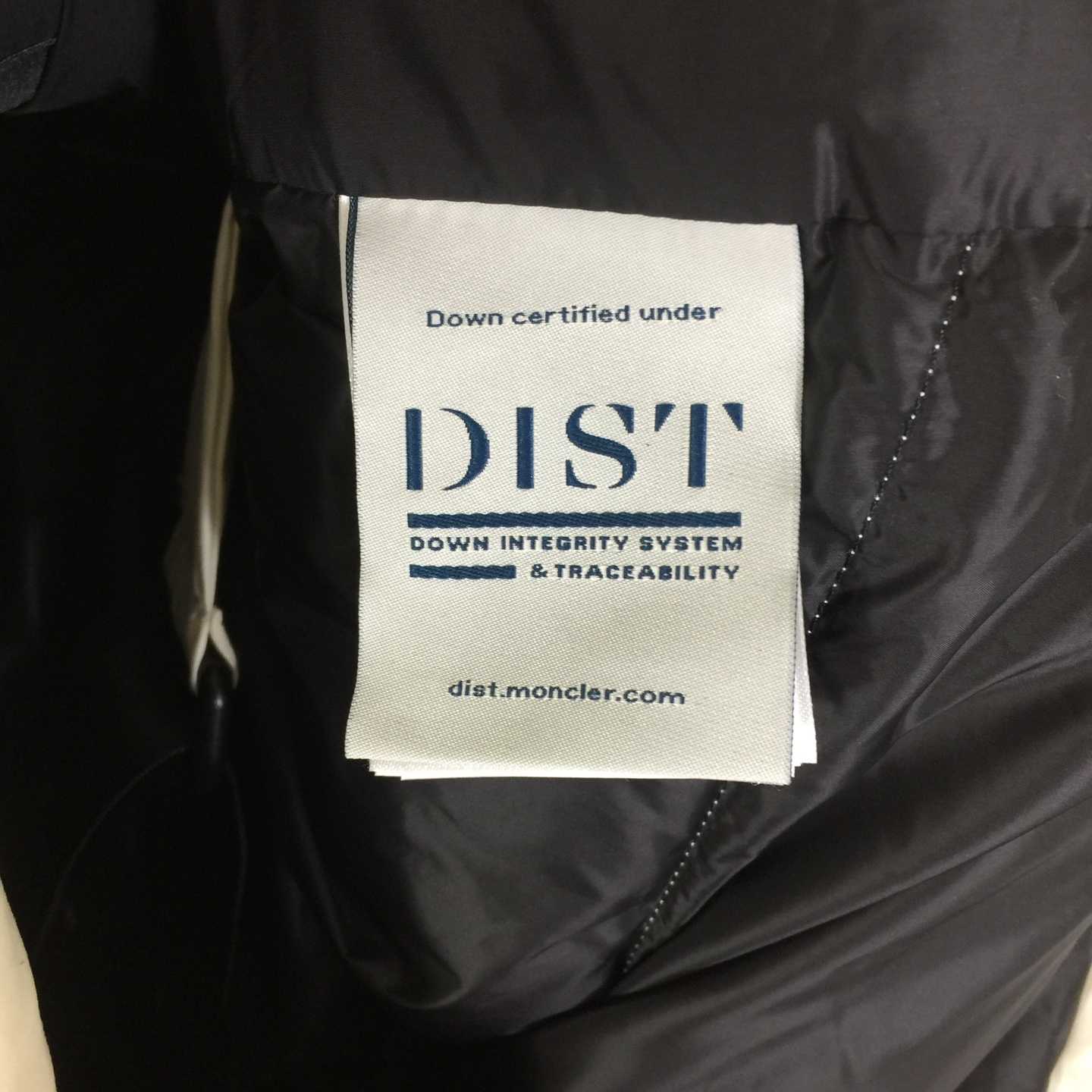 Moncler Short Down Jacket - DesignerGu