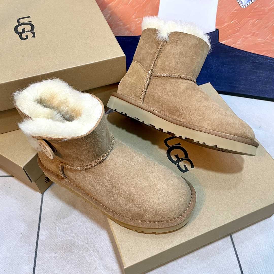 Ugg Boots - DesignerGu