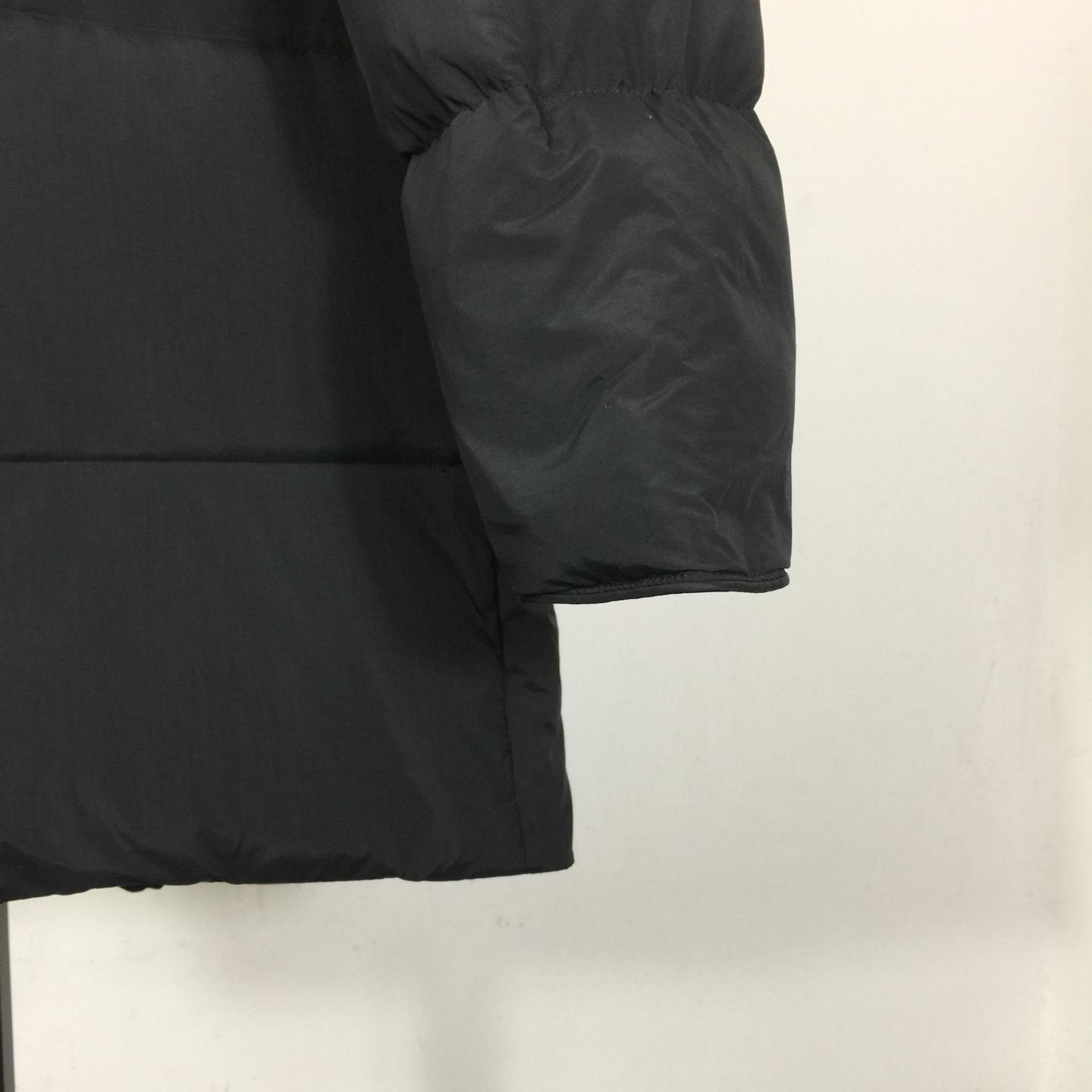 Canada Goose Long Down Jacket - DesignerGu