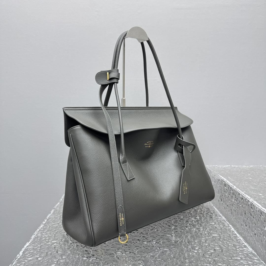 Balenciaga Carrie Carry All Bag In Khaki  - DesignerGu