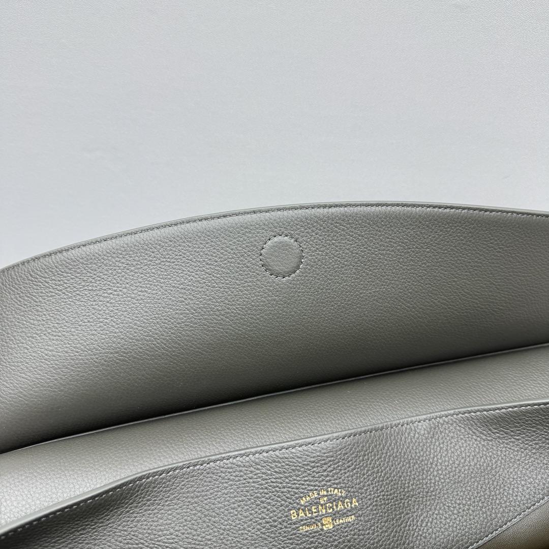 Balenciaga Carrie Carry All Bag In Khaki  - DesignerGu