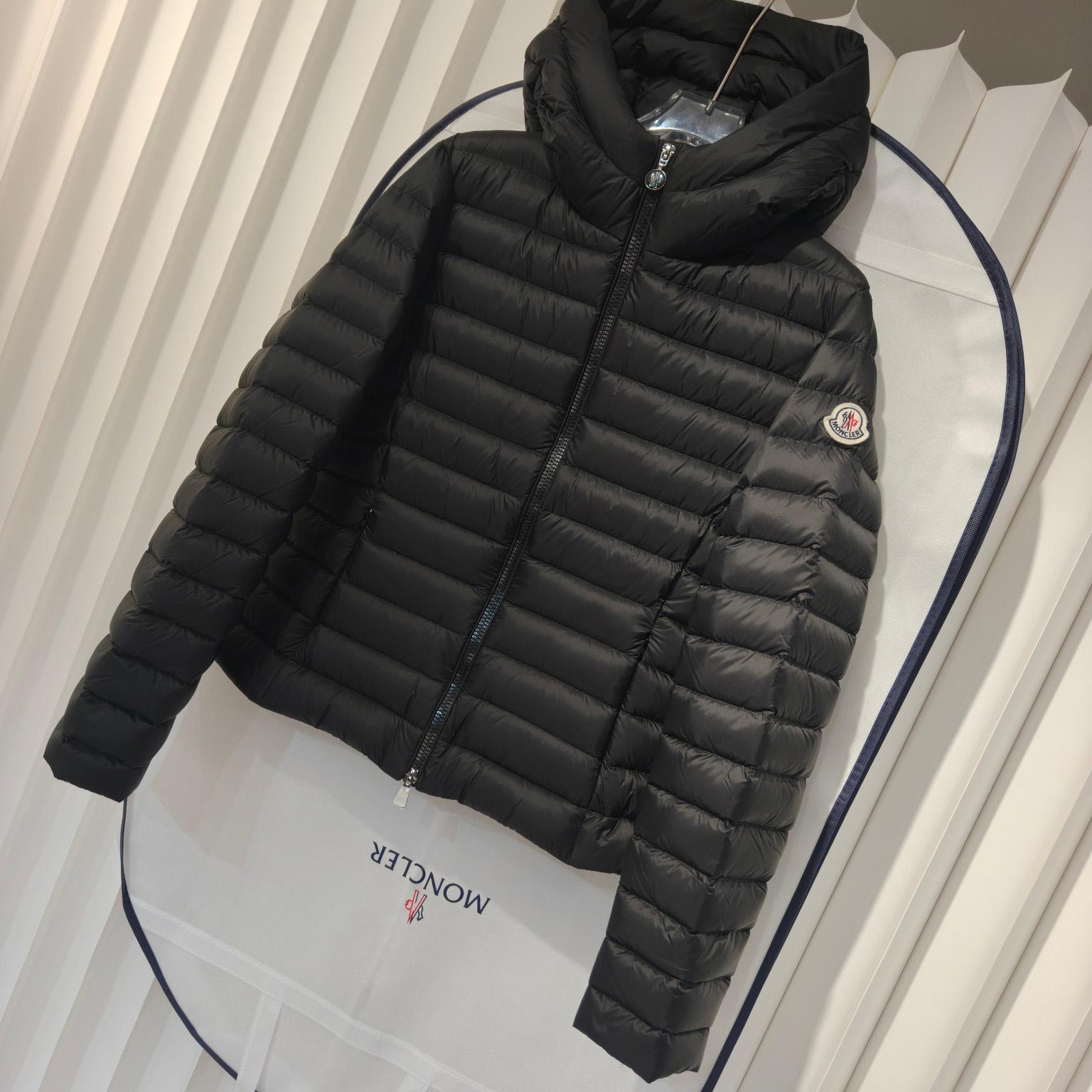 Moncler Ige Hooded Short Down Jacket - DesignerGu