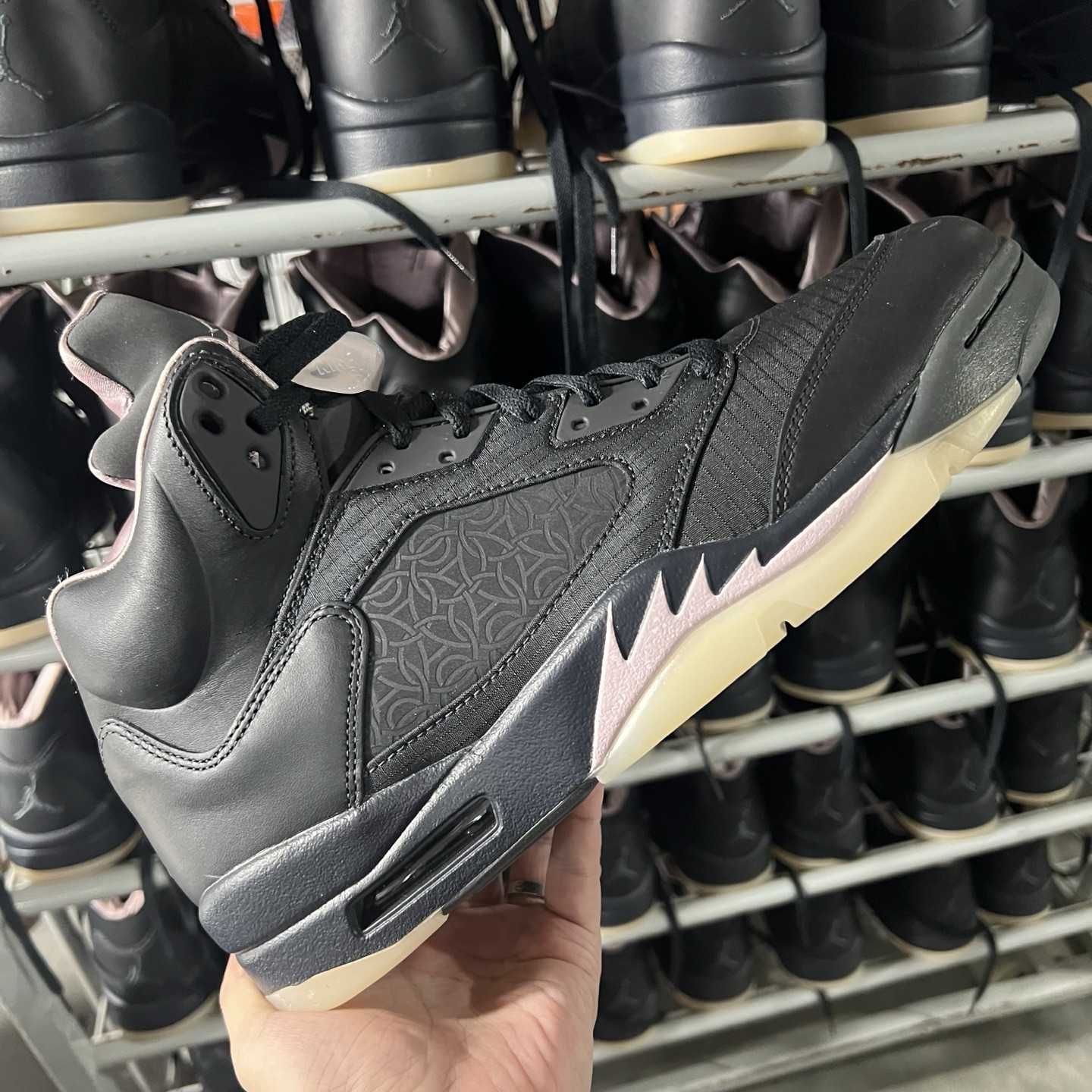 PSG x Air Jordan 5 “Off Noir” HQ3004-001  - DesignerGu