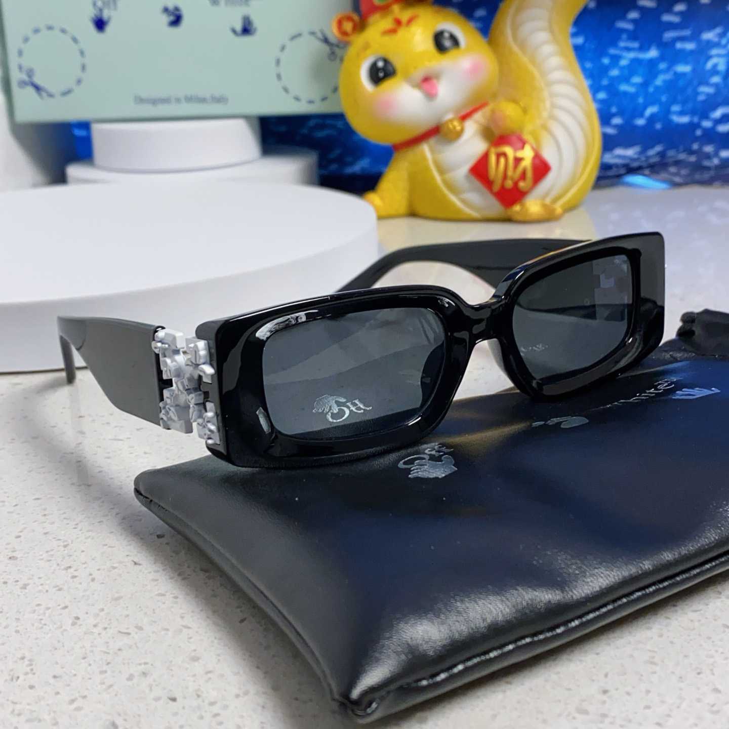 Off White Sunglasses    - DesignerGu