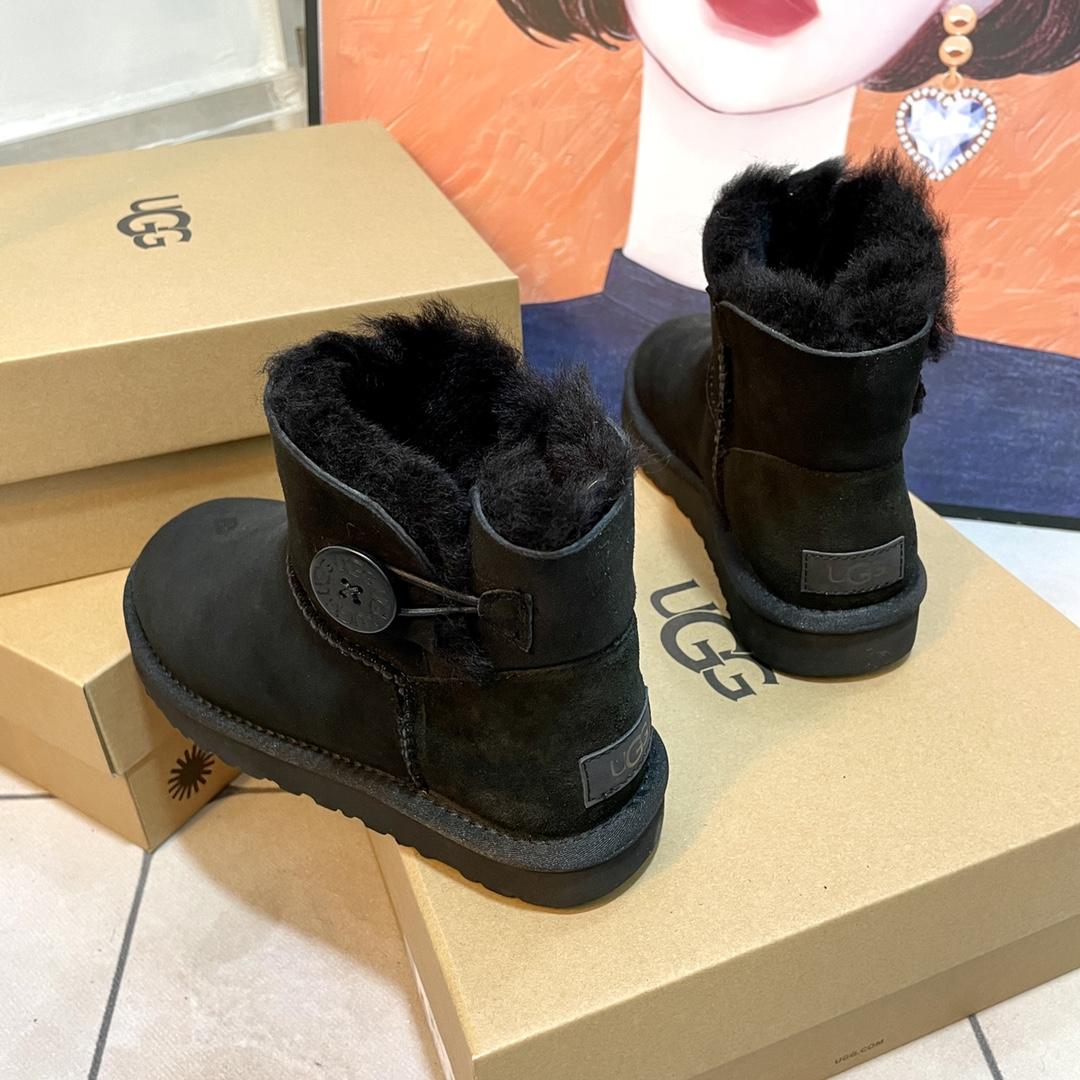 Ugg Boots - DesignerGu
