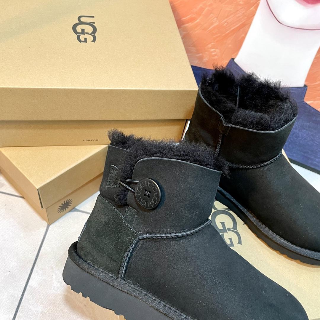 Ugg Boots - DesignerGu