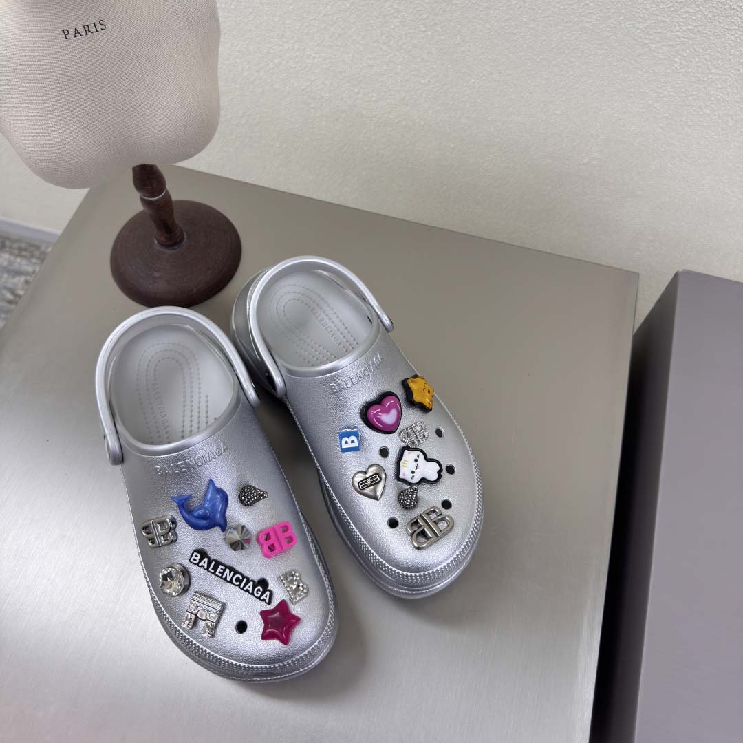 Balenciaga x Crocs Platform Clogs - DesignerGu