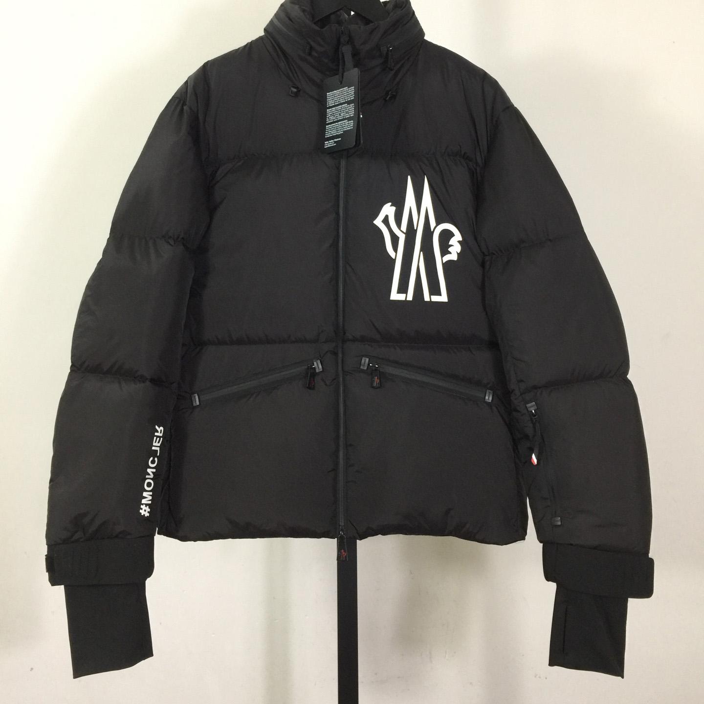 Moncler Verdons Short Down Jacket - DesignerGu