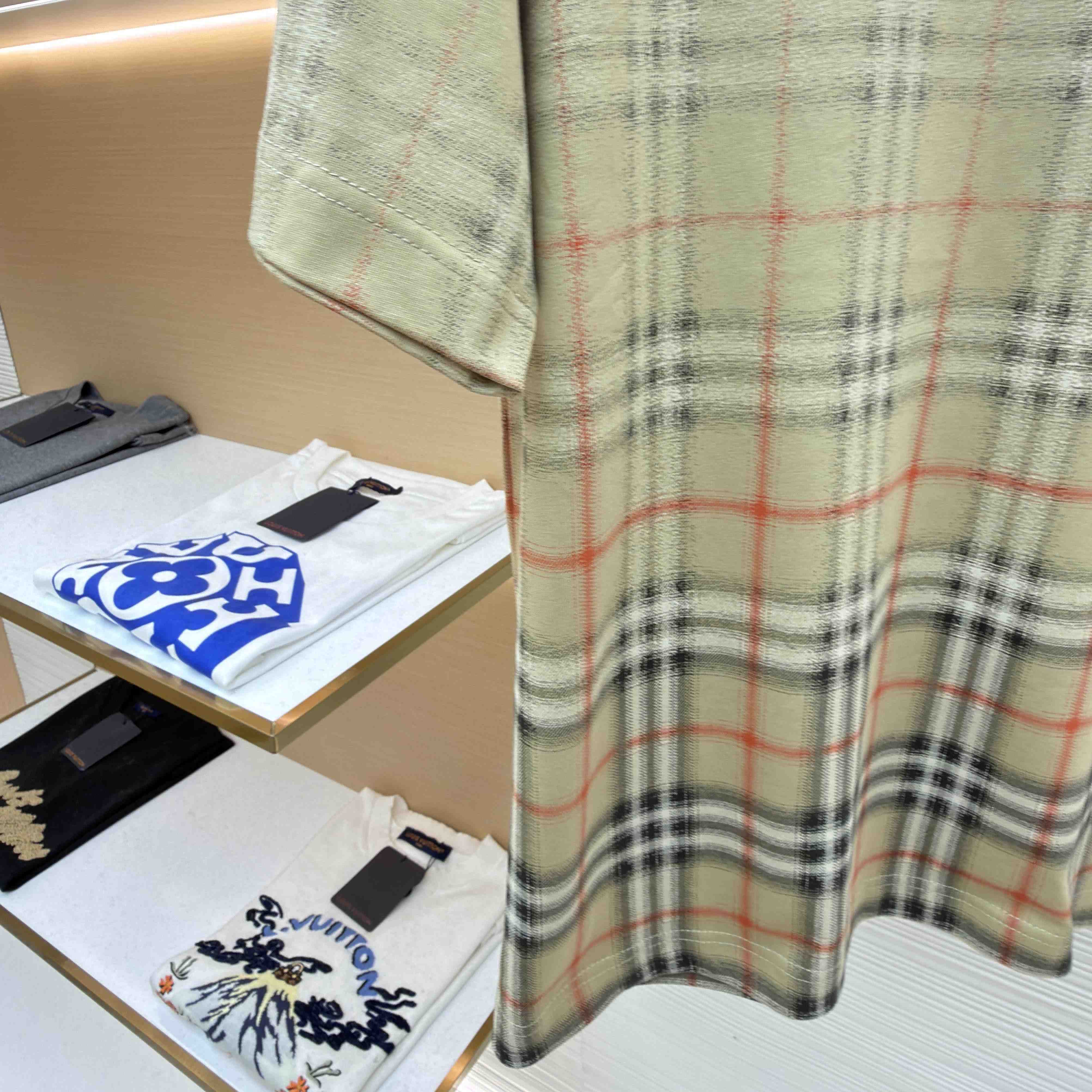 Burberry Gradient Check Cotton T-shirt - DesignerGu