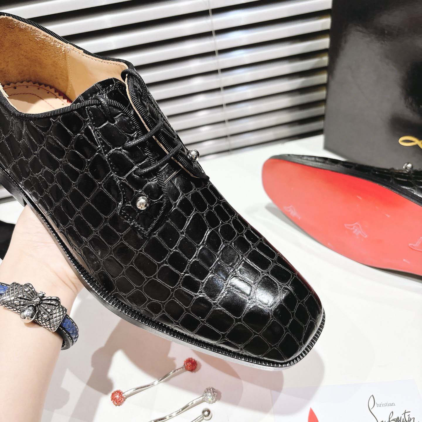 Christian Louboutin Chambeliss  - DesignerGu