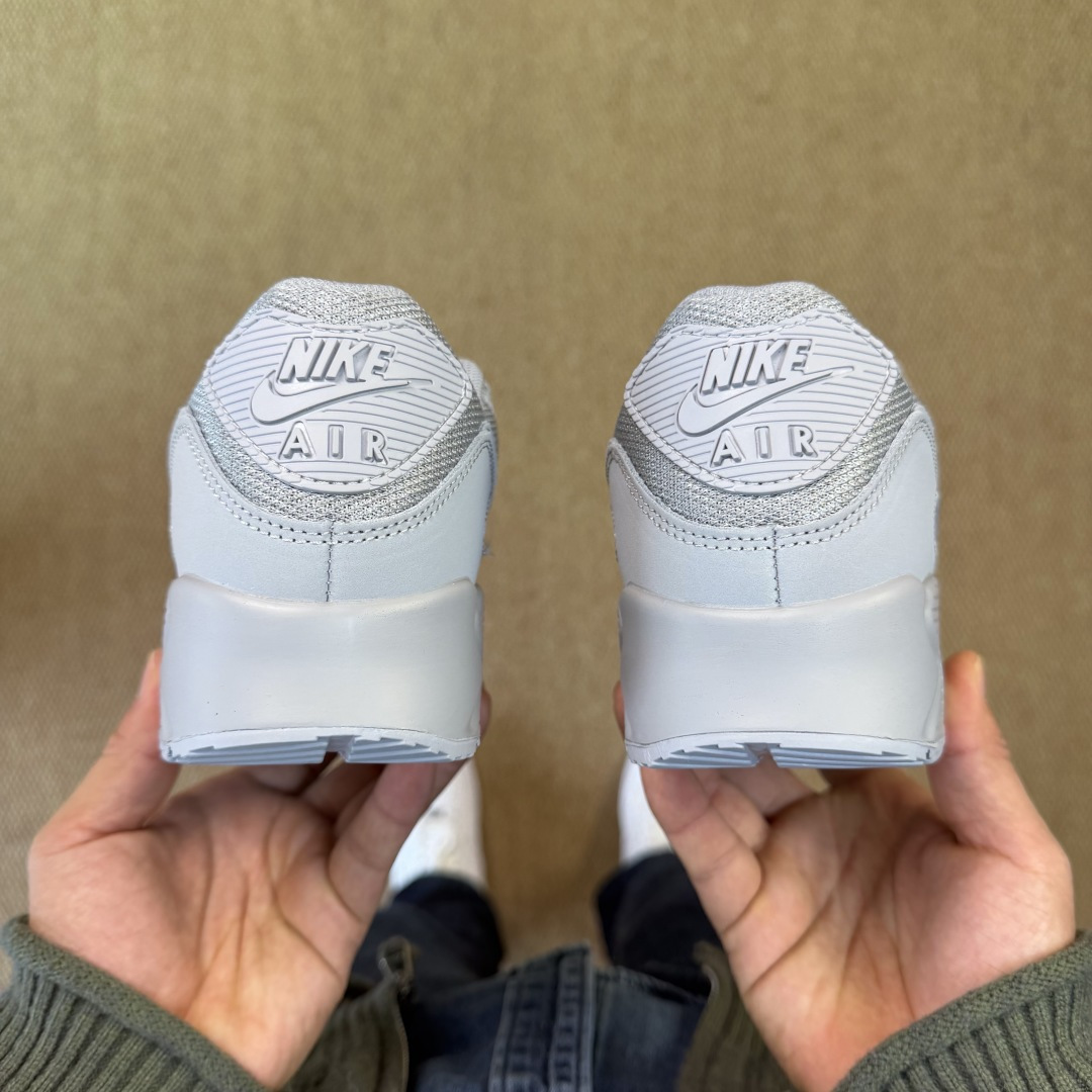 Nike Air Max 90 Sneakers     CN8490-001 - DesignerGu