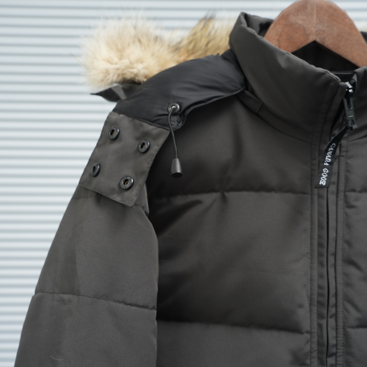 Canada Goose Chelsea Parka - DesignerGu