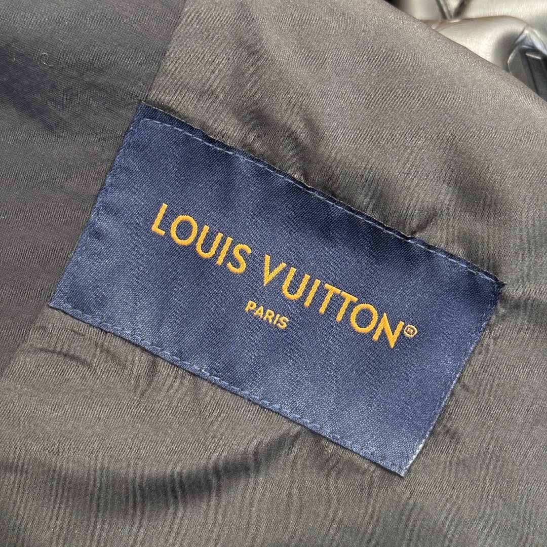 Louis Vuitton Leather Mix Windbreaker   1AJBS9 - DesignerGu