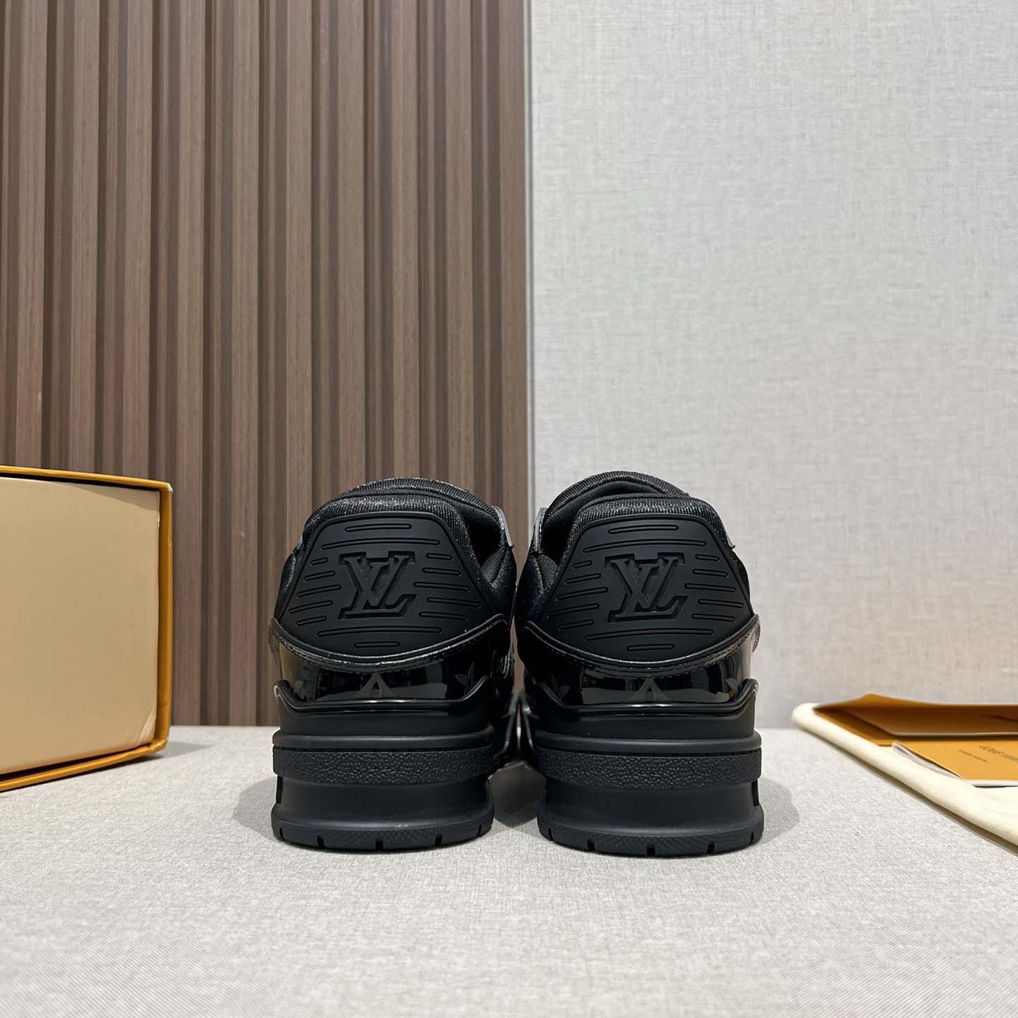 Louis Vuitton LV Trainer Sneaker - DesignerGu