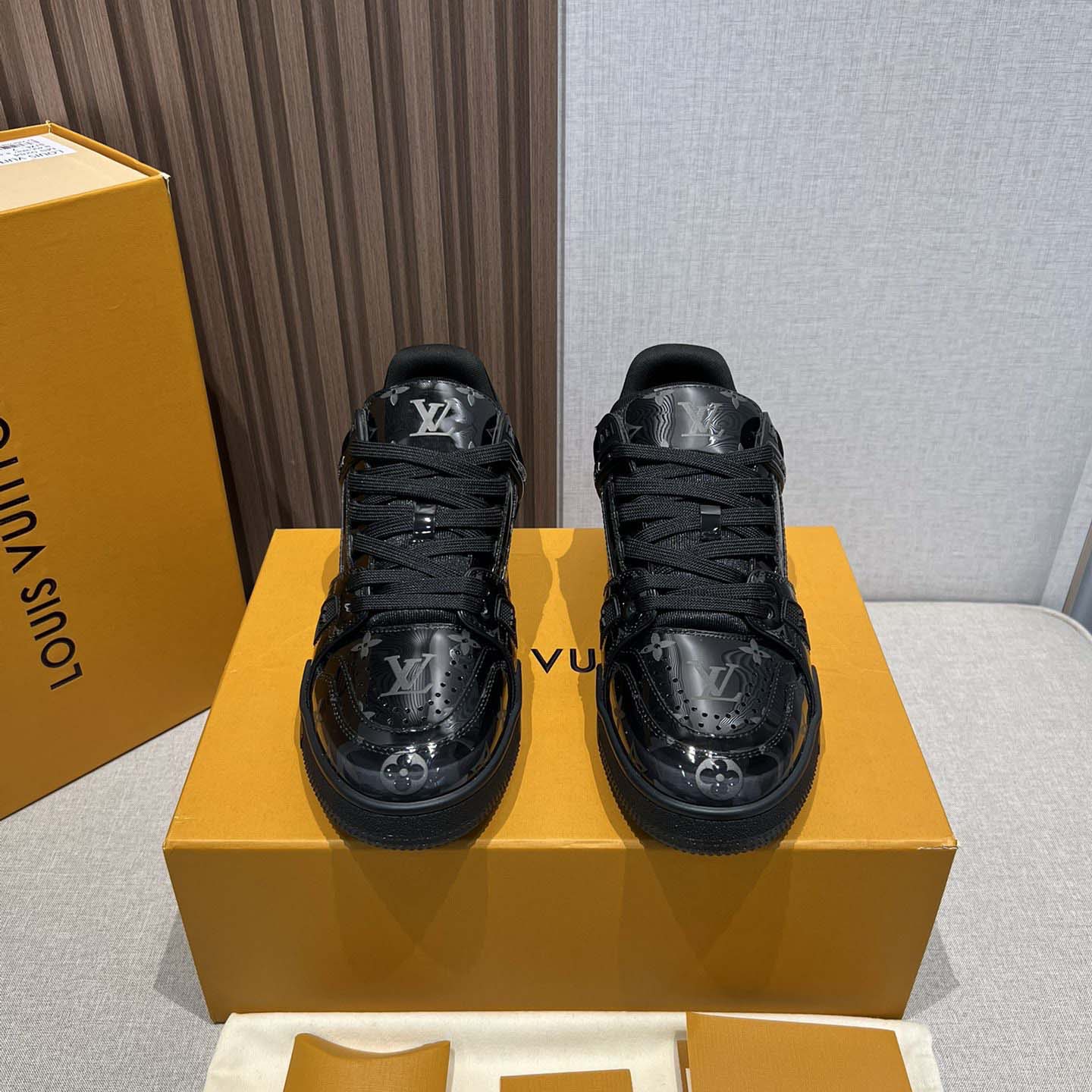 Louis Vuitton LV Trainer Sneaker - DesignerGu