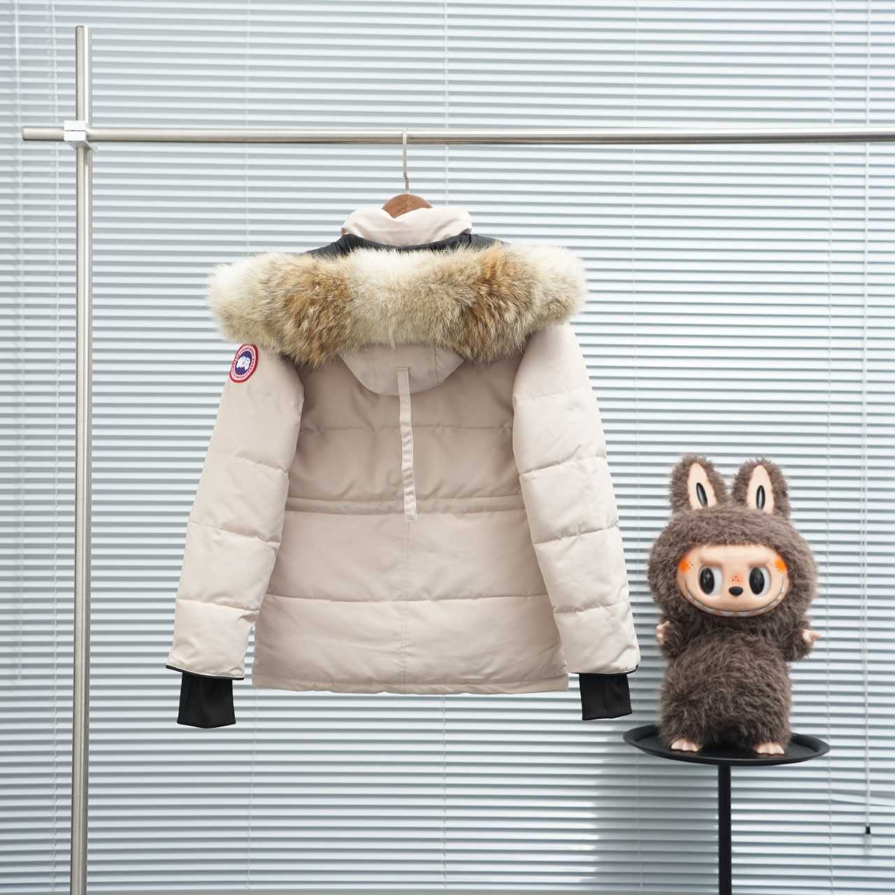 Canada Goose Chelsea Parka - DesignerGu