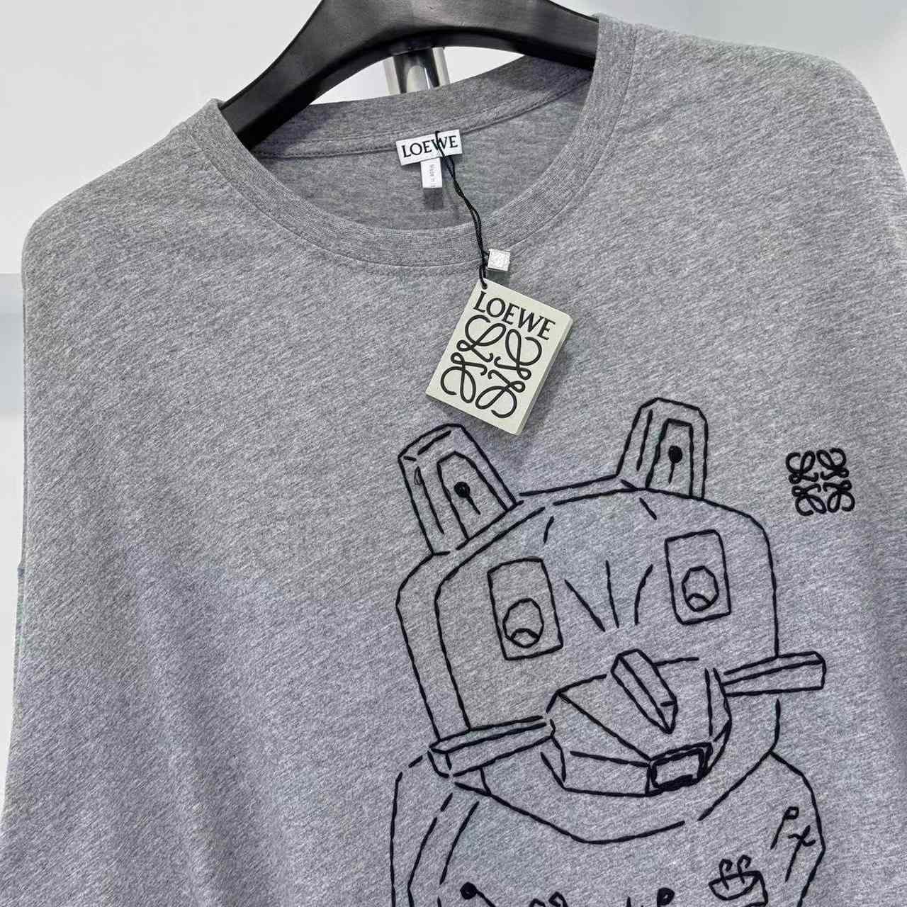 Loewe Long Sleeve T-shirt In Cotton - DesignerGu