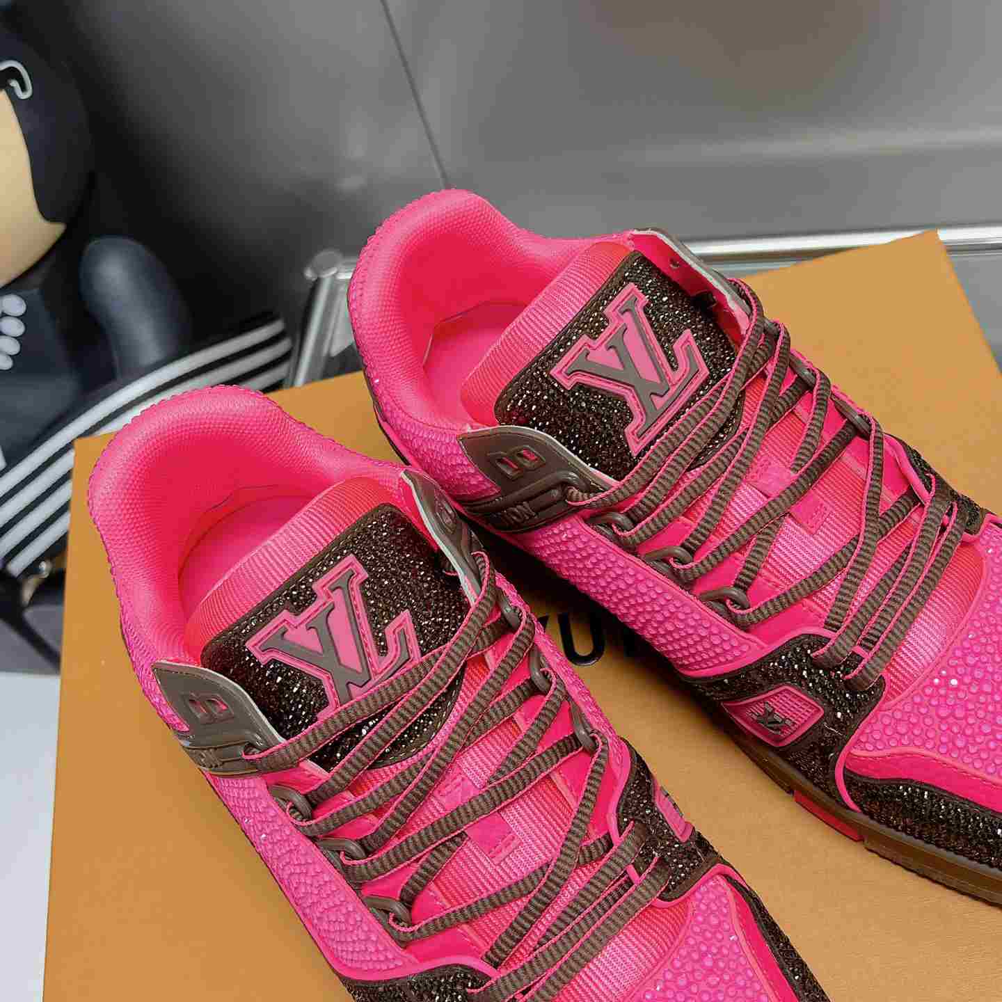 Louis Vuitton LV Trainer Sneaker       1A8Z74 - DesignerGu