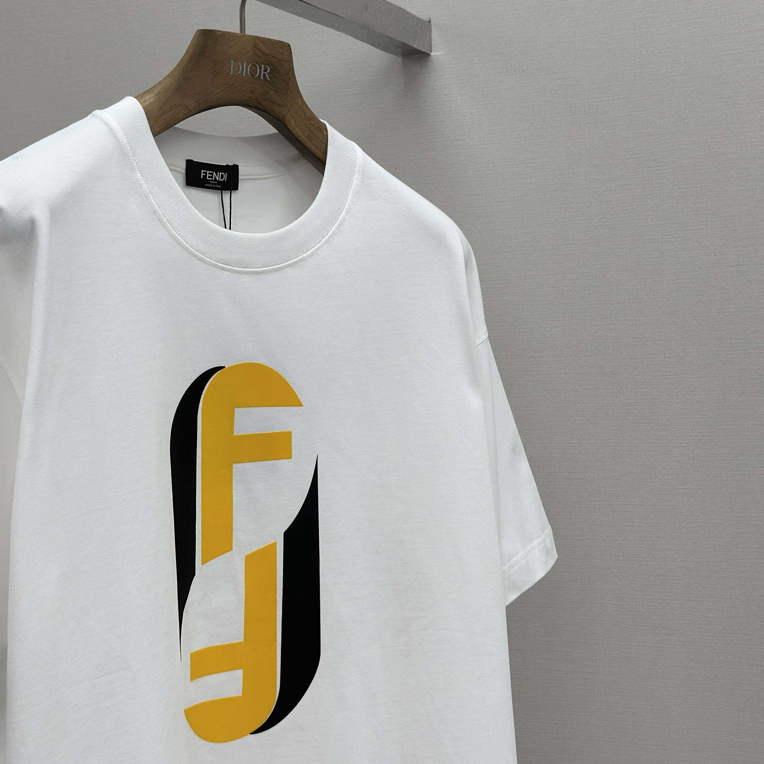 Fendi White Cotton T-shirt - DesignerGu