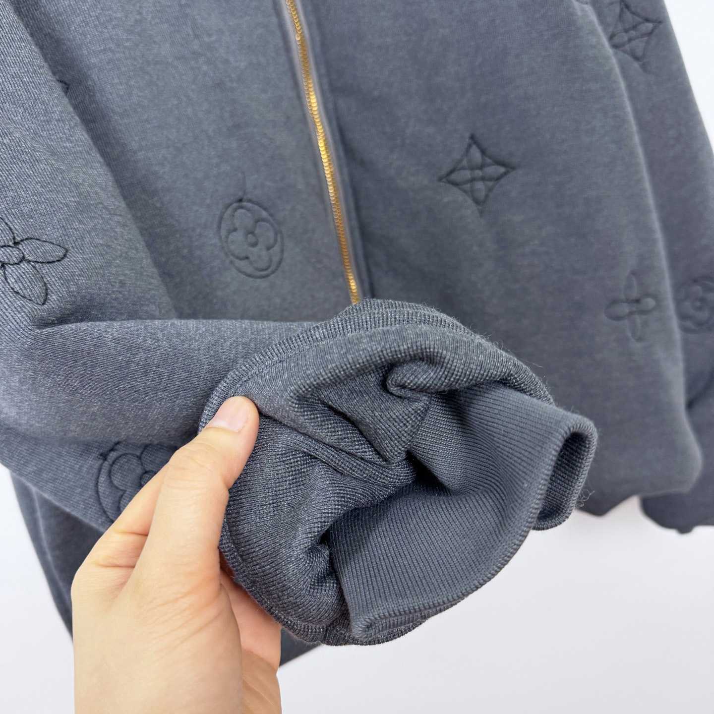 Louis Vuitton Elegant Monogram Knitted Down Blouson - DesignerGu