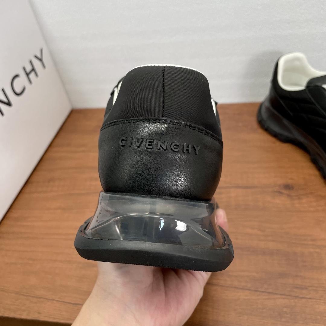 Givenchy Trainers Sneakers In Padded Nylon And Leather - DesignerGu