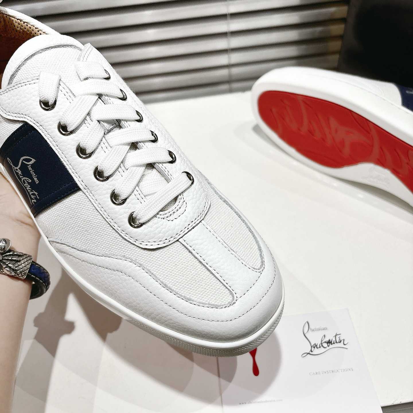 Christian Louboutin Retero Sneakers - DesignerGu