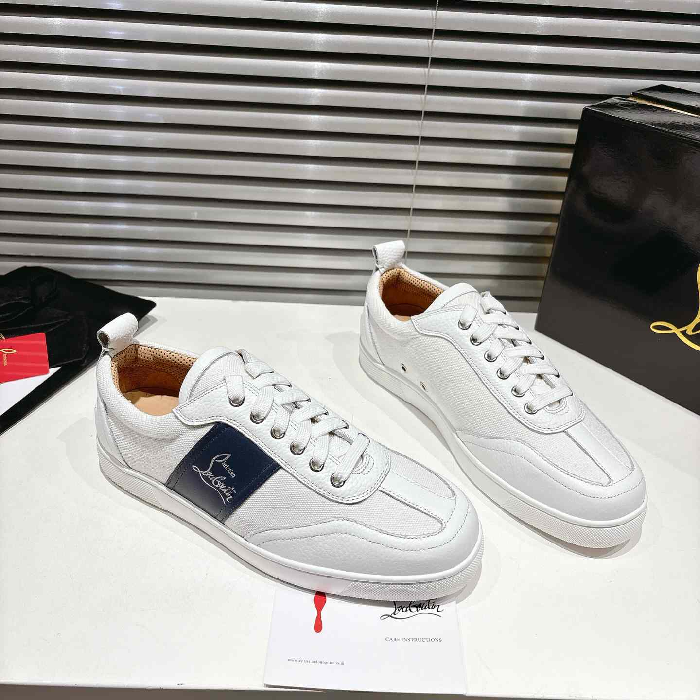 Christian Louboutin Retero Sneakers - DesignerGu