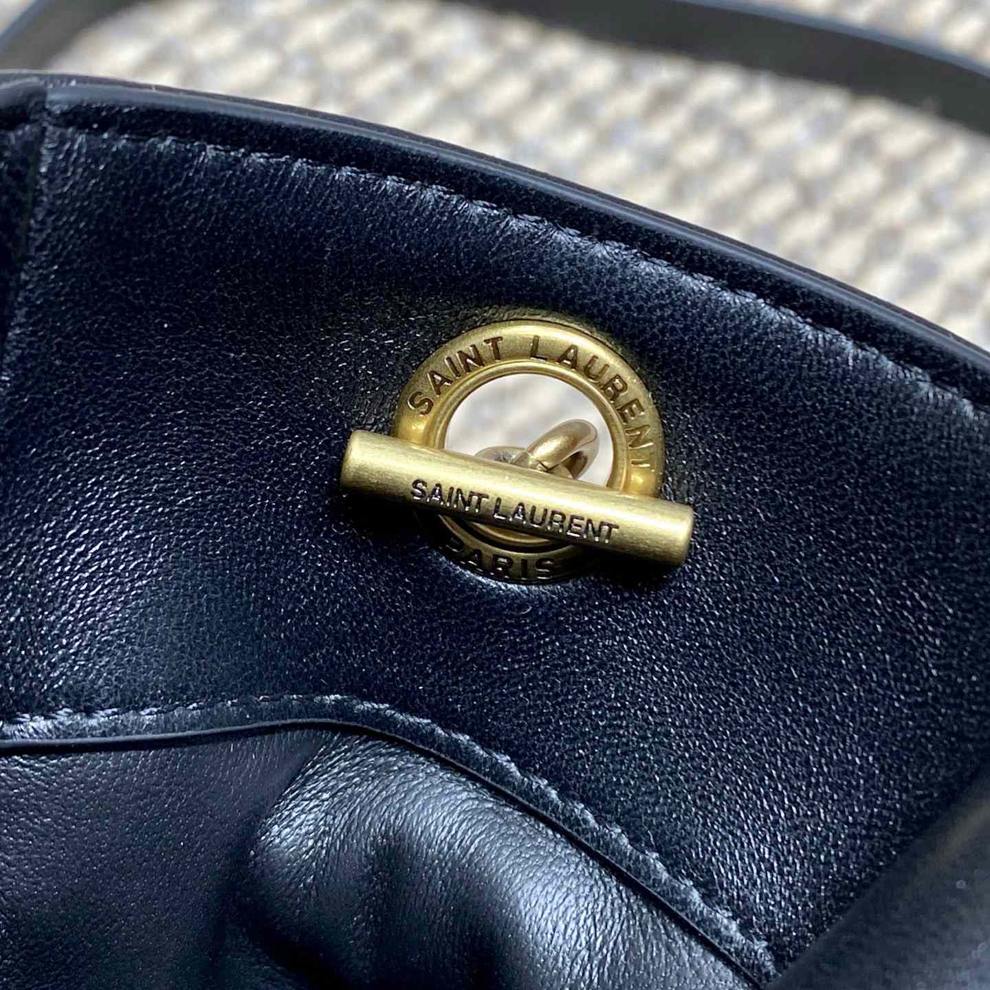 Saint Laurent Jamie Shoulder Pouch In Lambskin - DesignerGu