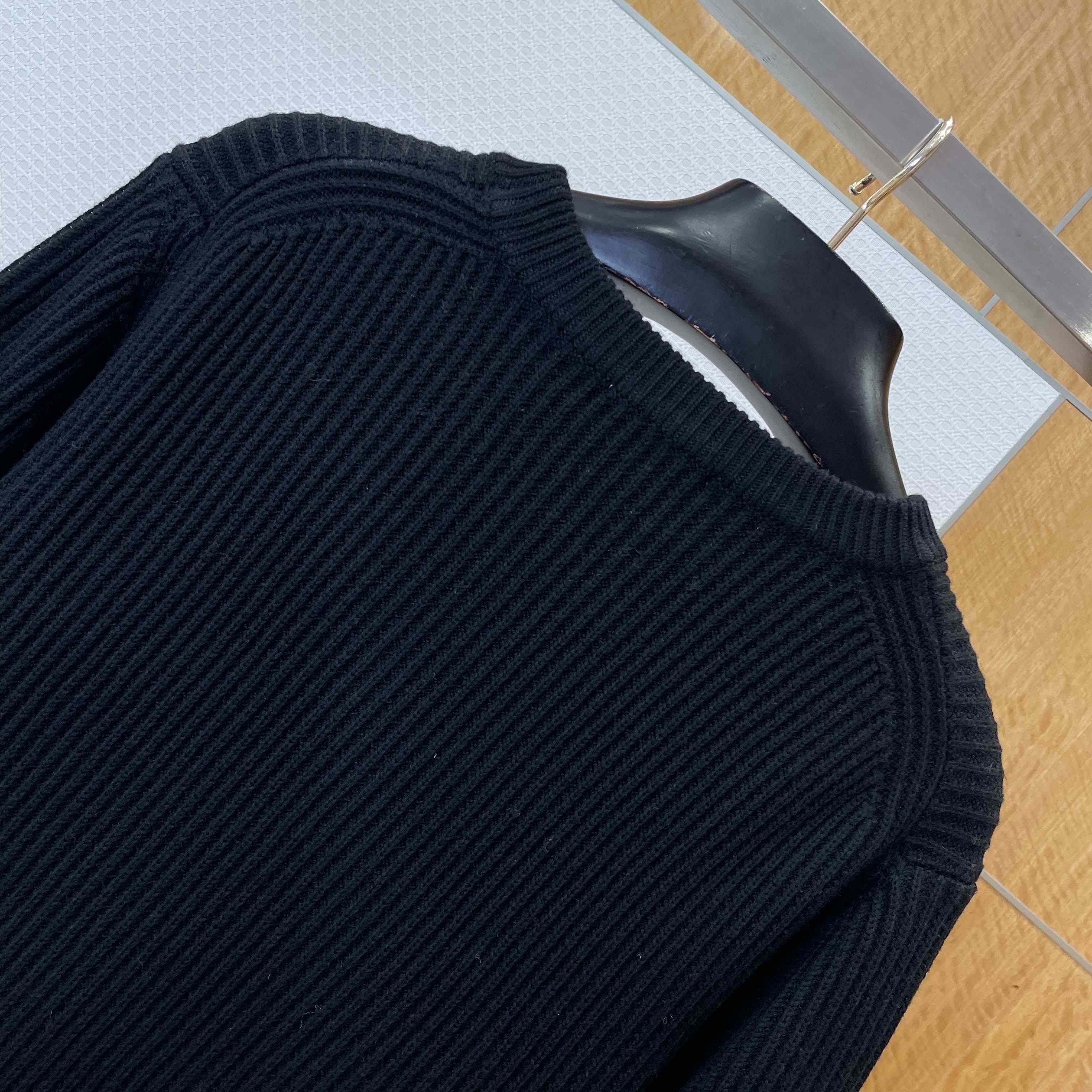 Moncler Cotton Sweater - DesignerGu