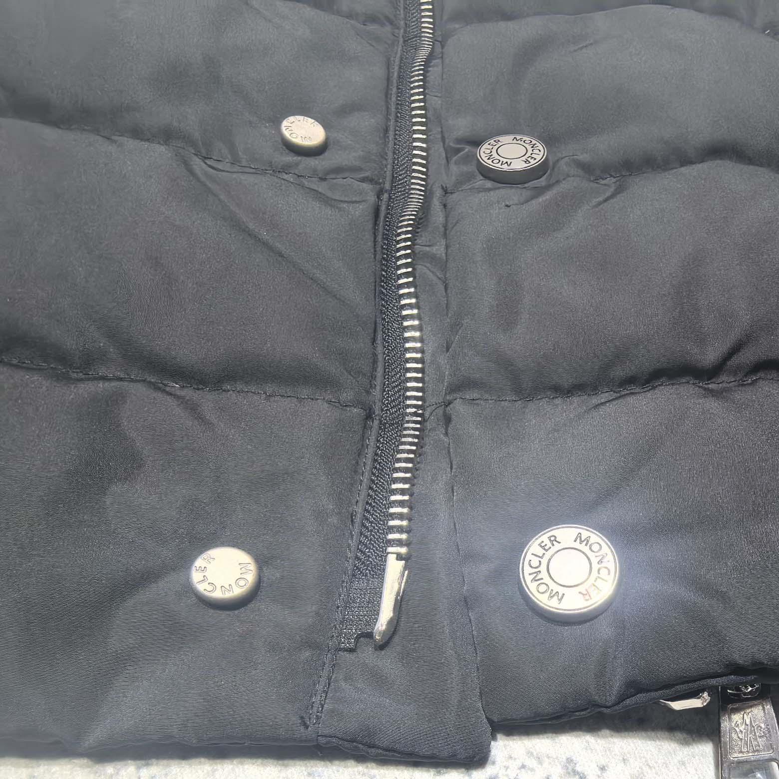 Moncler Ribbed Cotton and Quilted Shell Down Zip-Up Cardigan - DesignerGu