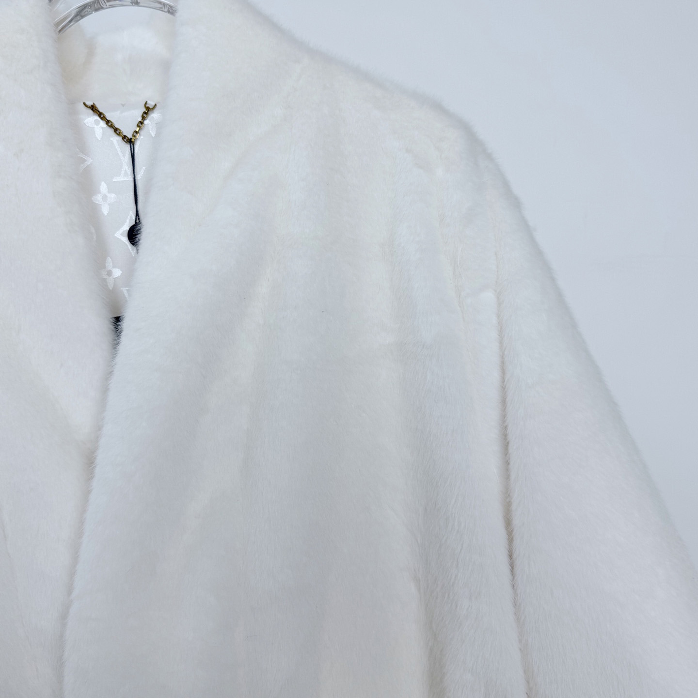 Louis Vuitton Mink Kimono Jacket - DesignerGu