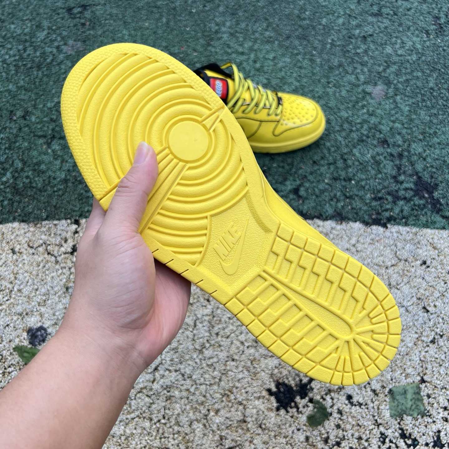 LEGO x Nike Dunk Low Tour    IF2117-700 - DesignerGu