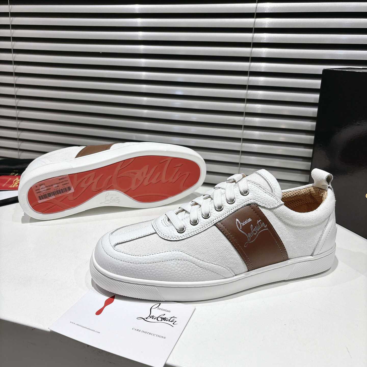 Christian Louboutin Retero Sneakers - DesignerGu