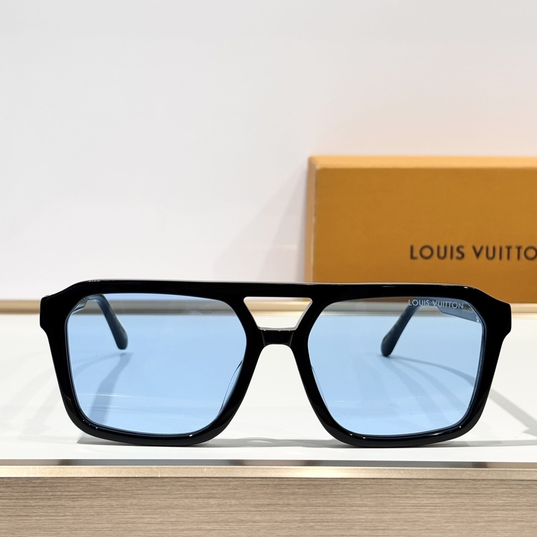 Louis Vuitton LV Hit Large Square Sunglasses   Z3059U - DesignerGu