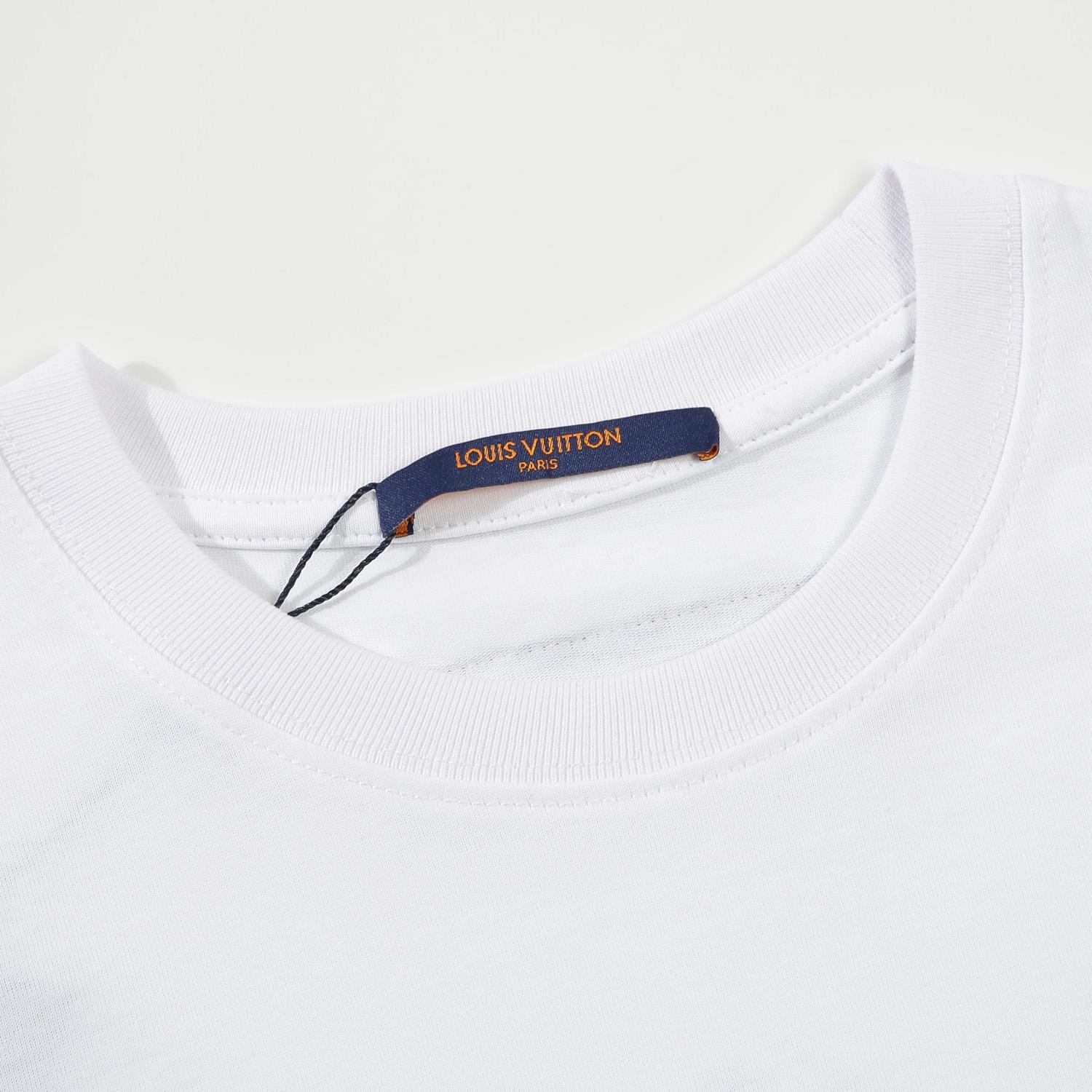 Louis Vuitton Graphic Cotton T-Shirt  1AHCW6 - DesignerGu