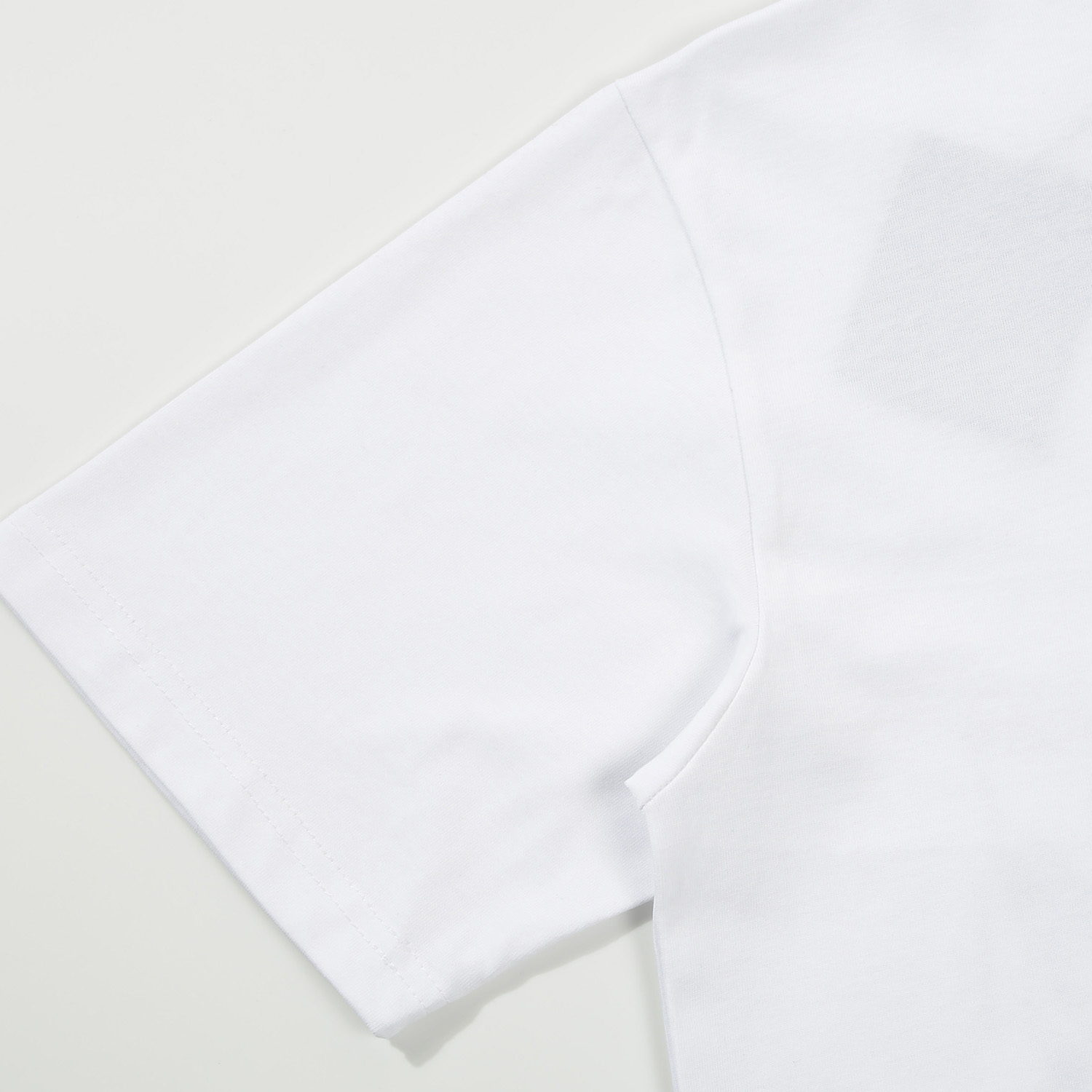 Louis Vuitton Graphic Cotton T-Shirt  1AHCW6 - DesignerGu