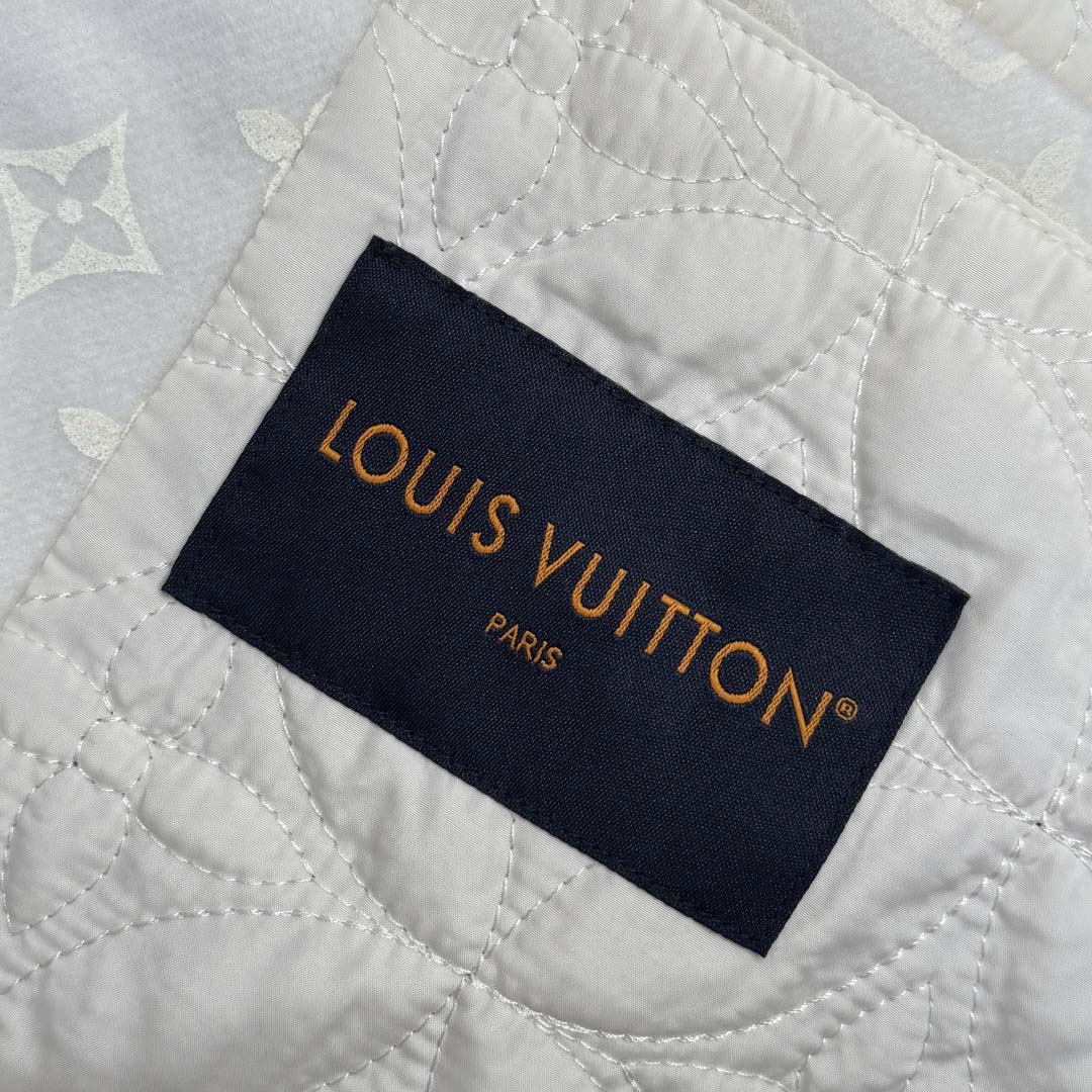 Louis Vuitton Monogram Blouson With Shearling Collar  1AJBD1 - DesignerGu