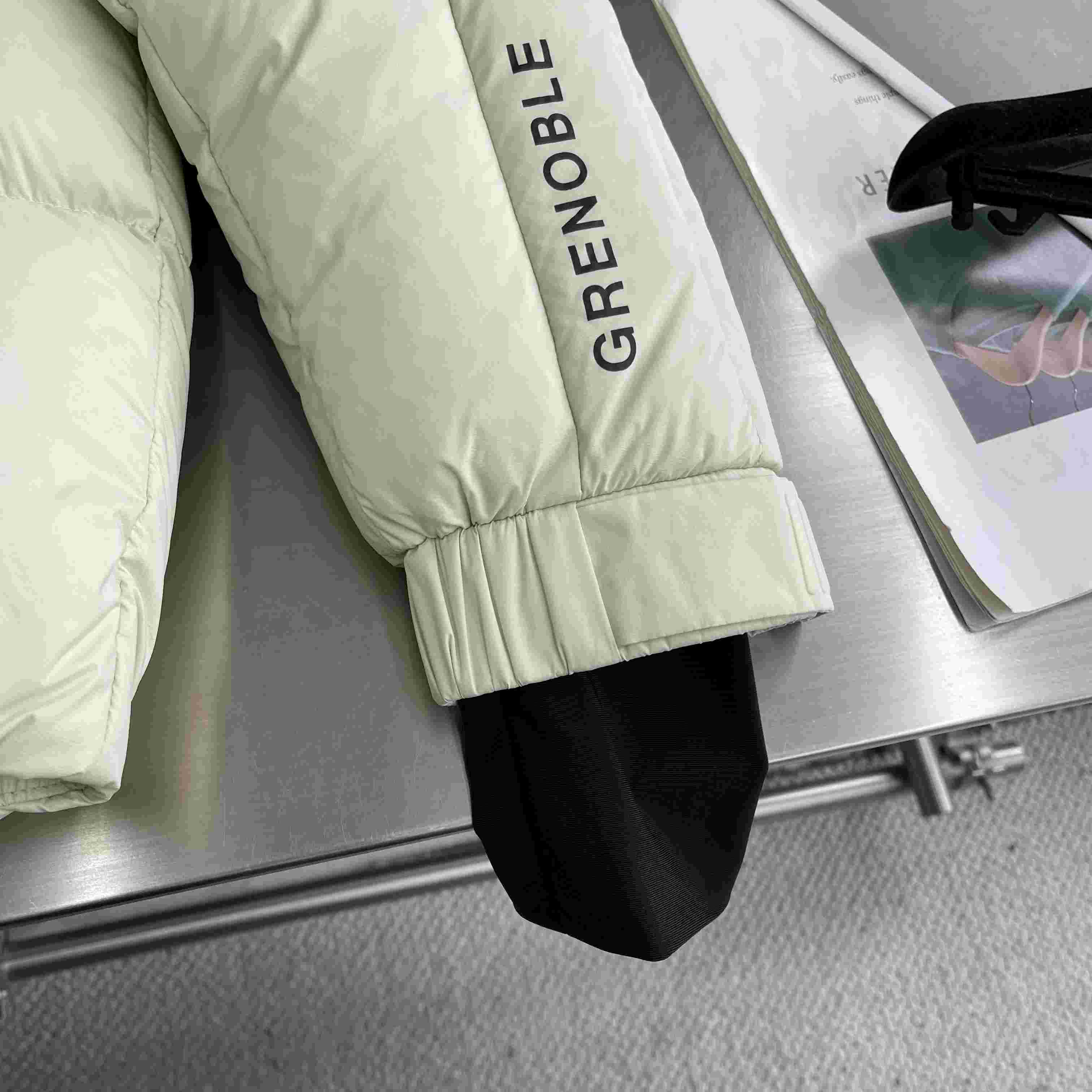 Moncler Cherferie Down Ski Jacket - DesignerGu