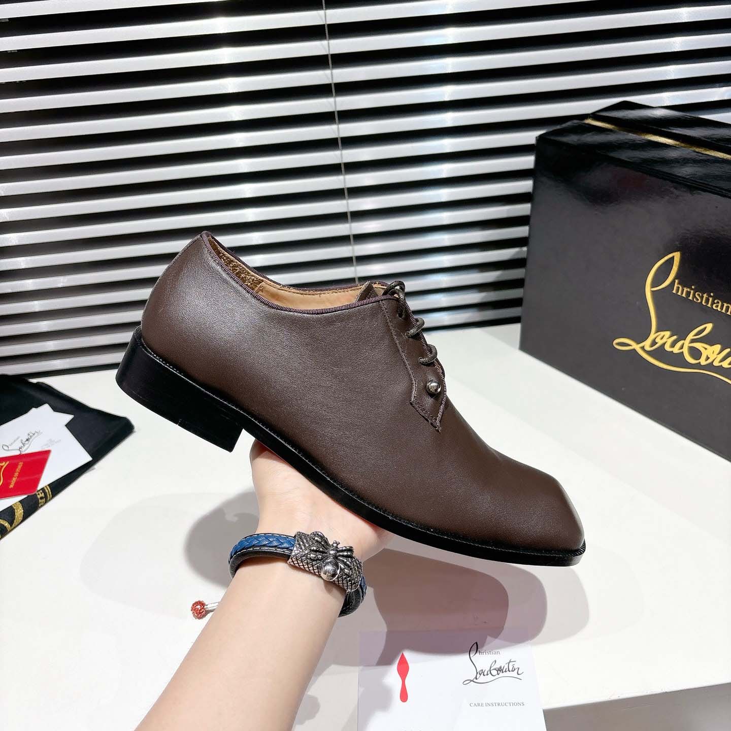 Christian Louboutin Chambeliss Derbies - Calf leather - DesignerGu