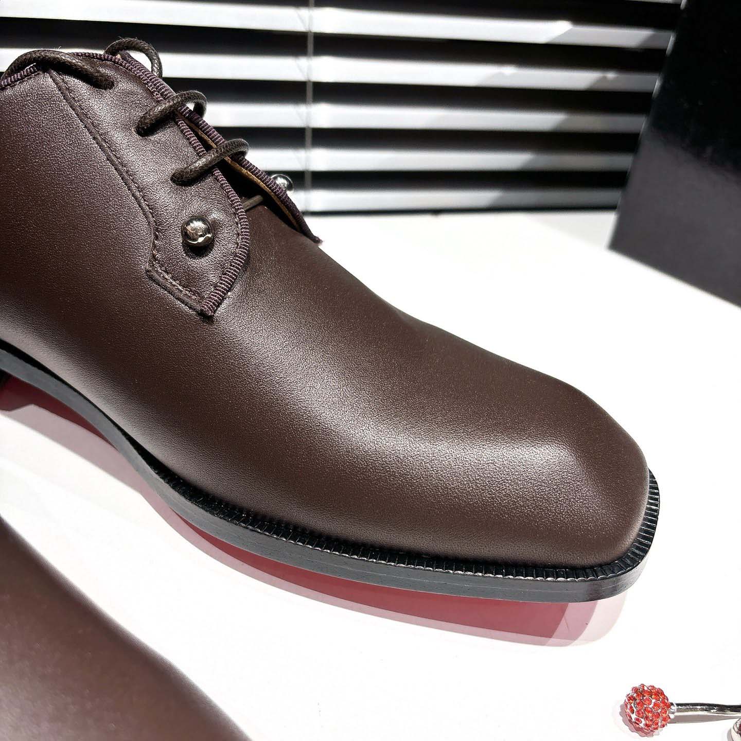 Christian Louboutin Chambeliss Derbies - Calf leather - DesignerGu