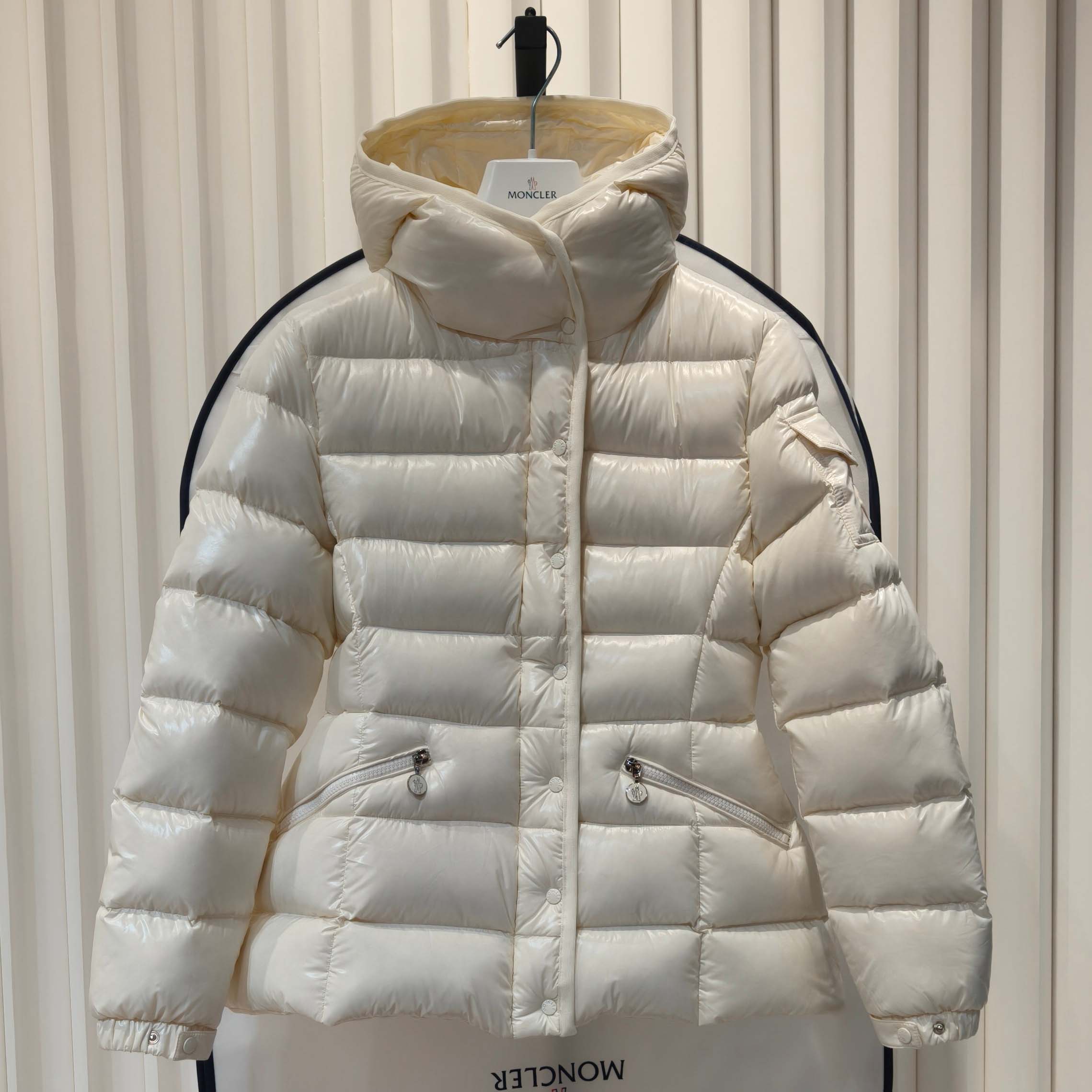 Moncler Barante Hooded Short Down Jacket - DesignerGu